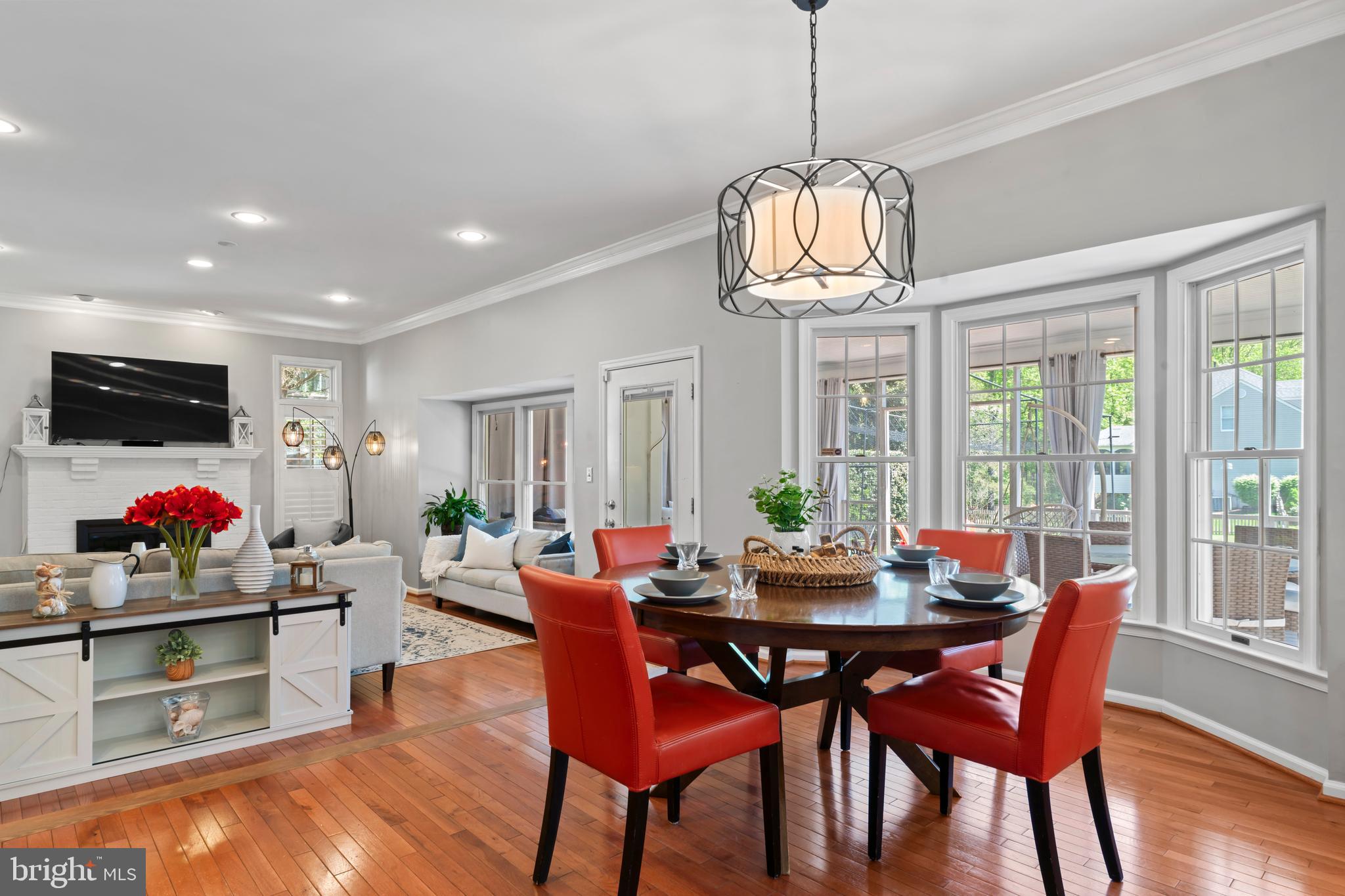 MONROE MANOR - Residential