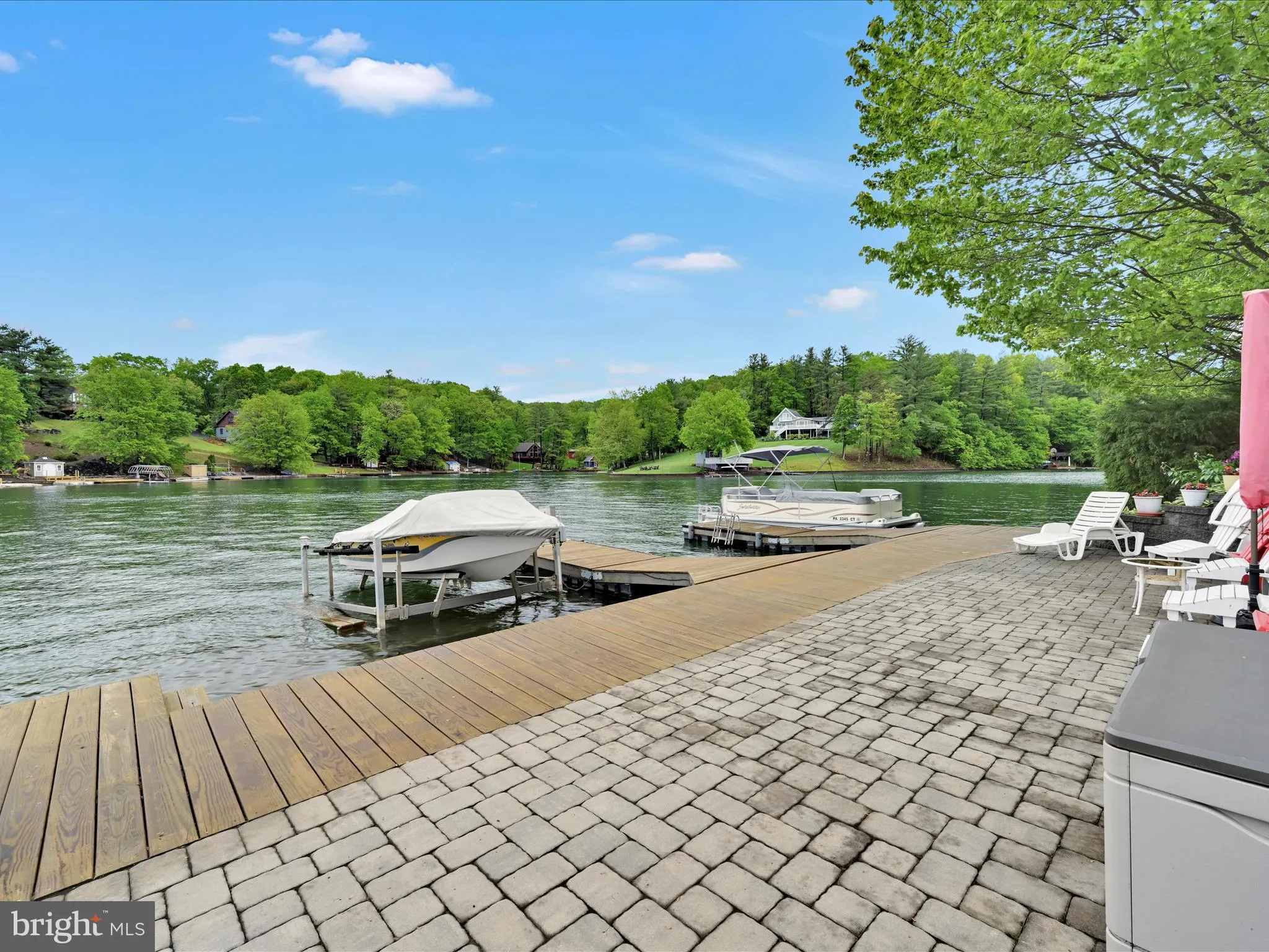 Auburn, Pennsylvania 17922, United States, 3 Bedrooms Bedrooms, ,3 BathroomsBathrooms,Residential,Pending,131015