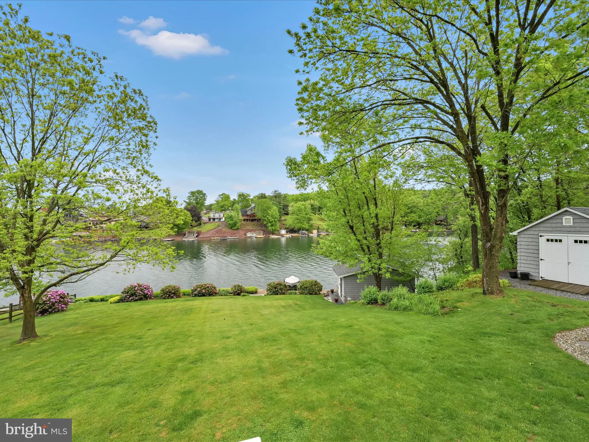 Auburn, Pennsylvania 17922, United States, 3 Bedrooms Bedrooms, ,3 BathroomsBathrooms,Residential,Pending,131015