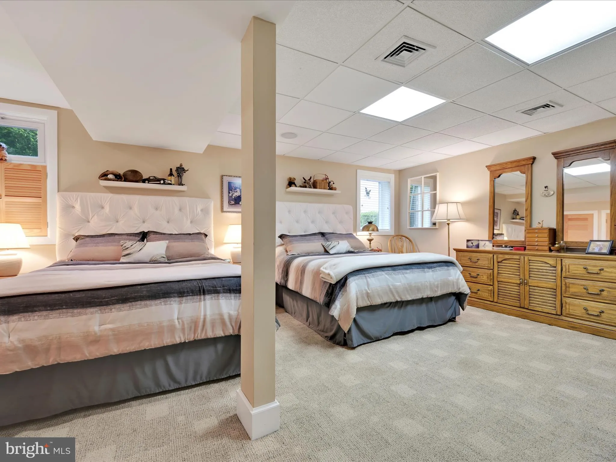 Auburn, Pennsylvania 17922, United States, 3 Bedrooms Bedrooms, ,3 BathroomsBathrooms,Residential,Pending,131015