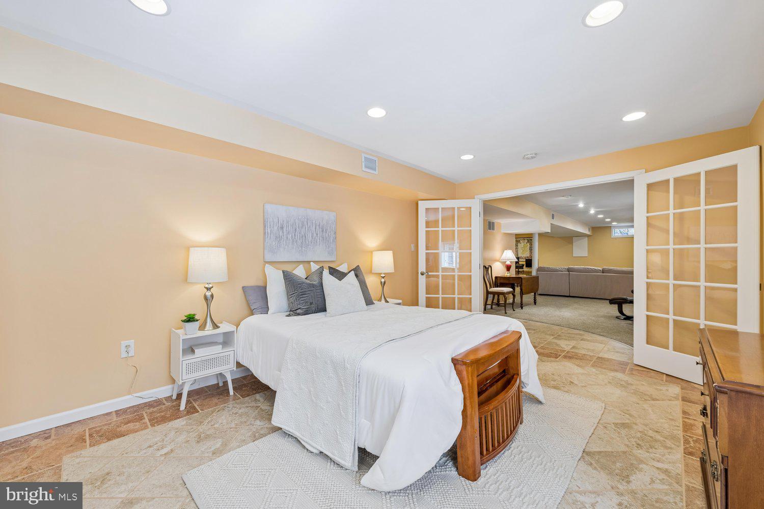 POPLAR TREE ESTATES - Residential