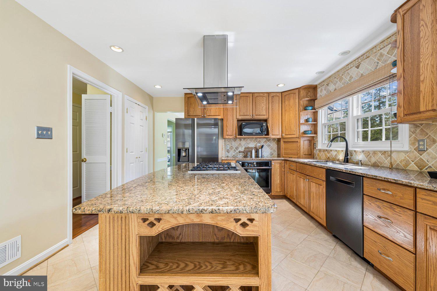 POPLAR TREE ESTATES - Residential