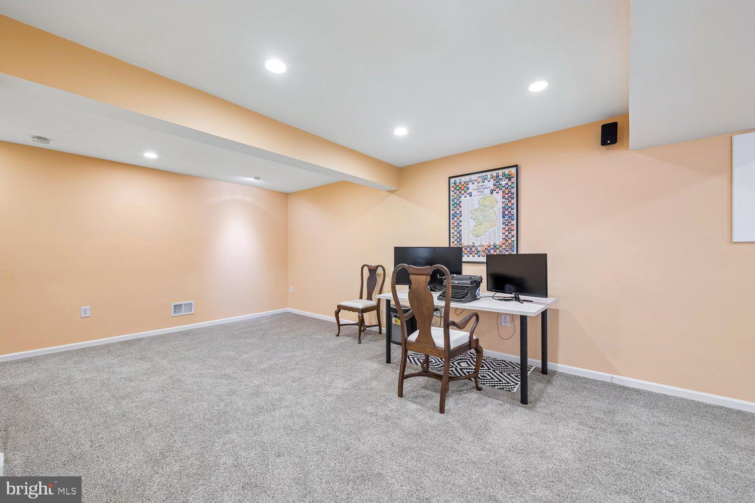 POPLAR TREE ESTATES - Residential