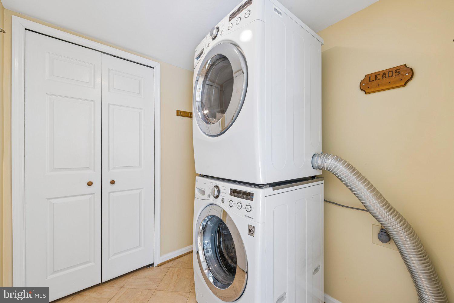 POPLAR TREE ESTATES - Residential