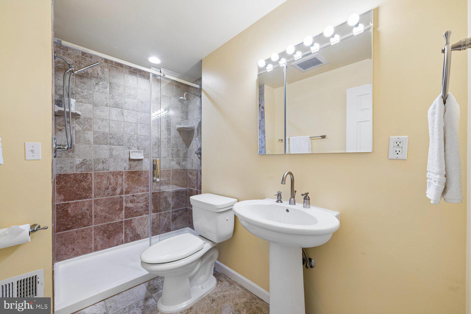 POPLAR TREE ESTATES - Residential