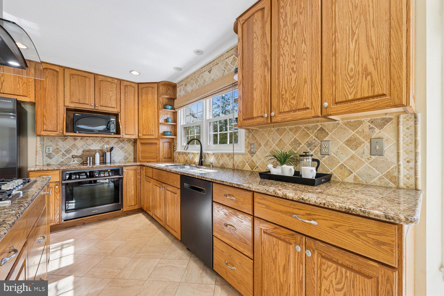 POPLAR TREE ESTATES - Residential