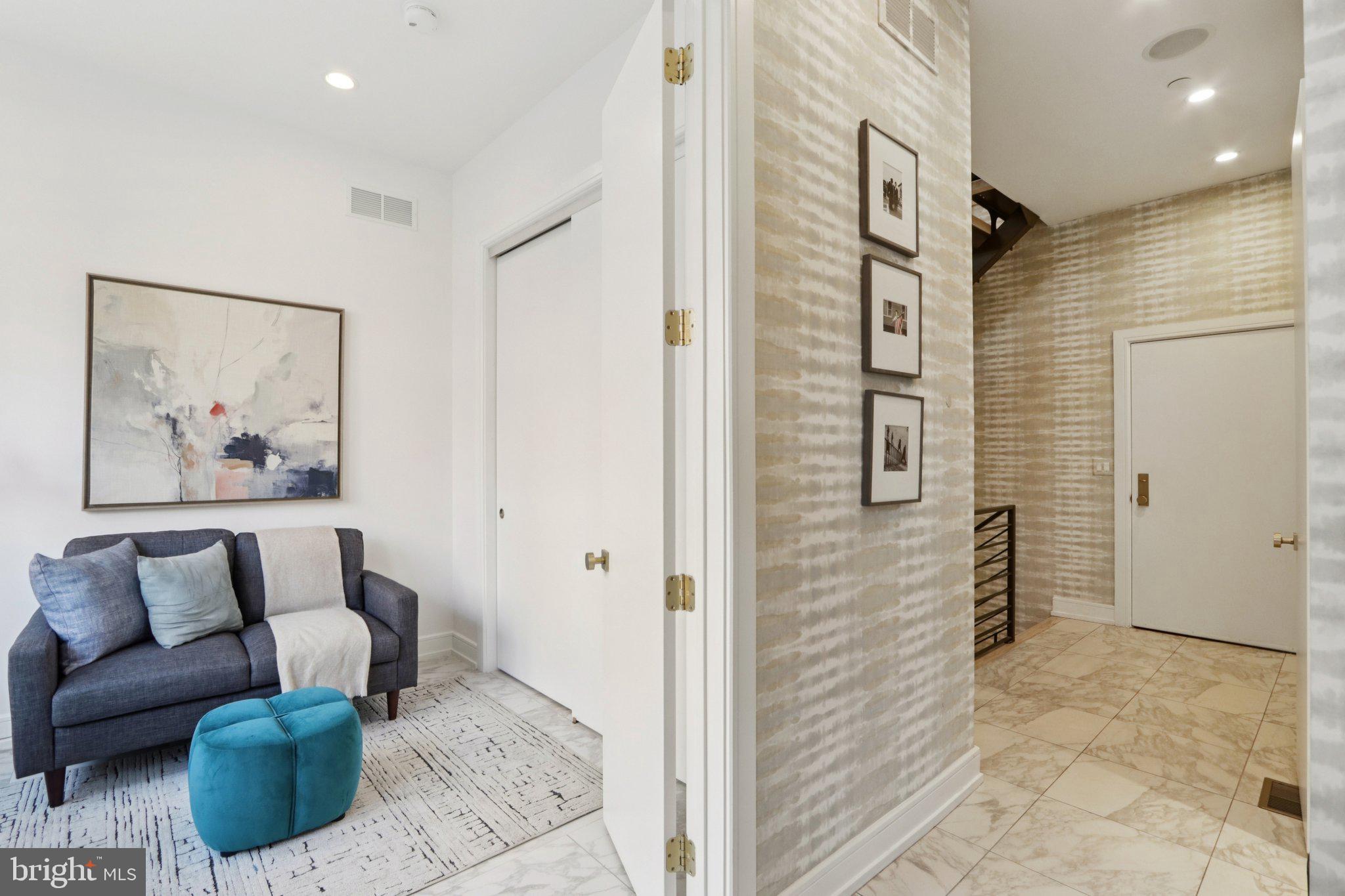 RITTENHOUSE SQUARE - Residential