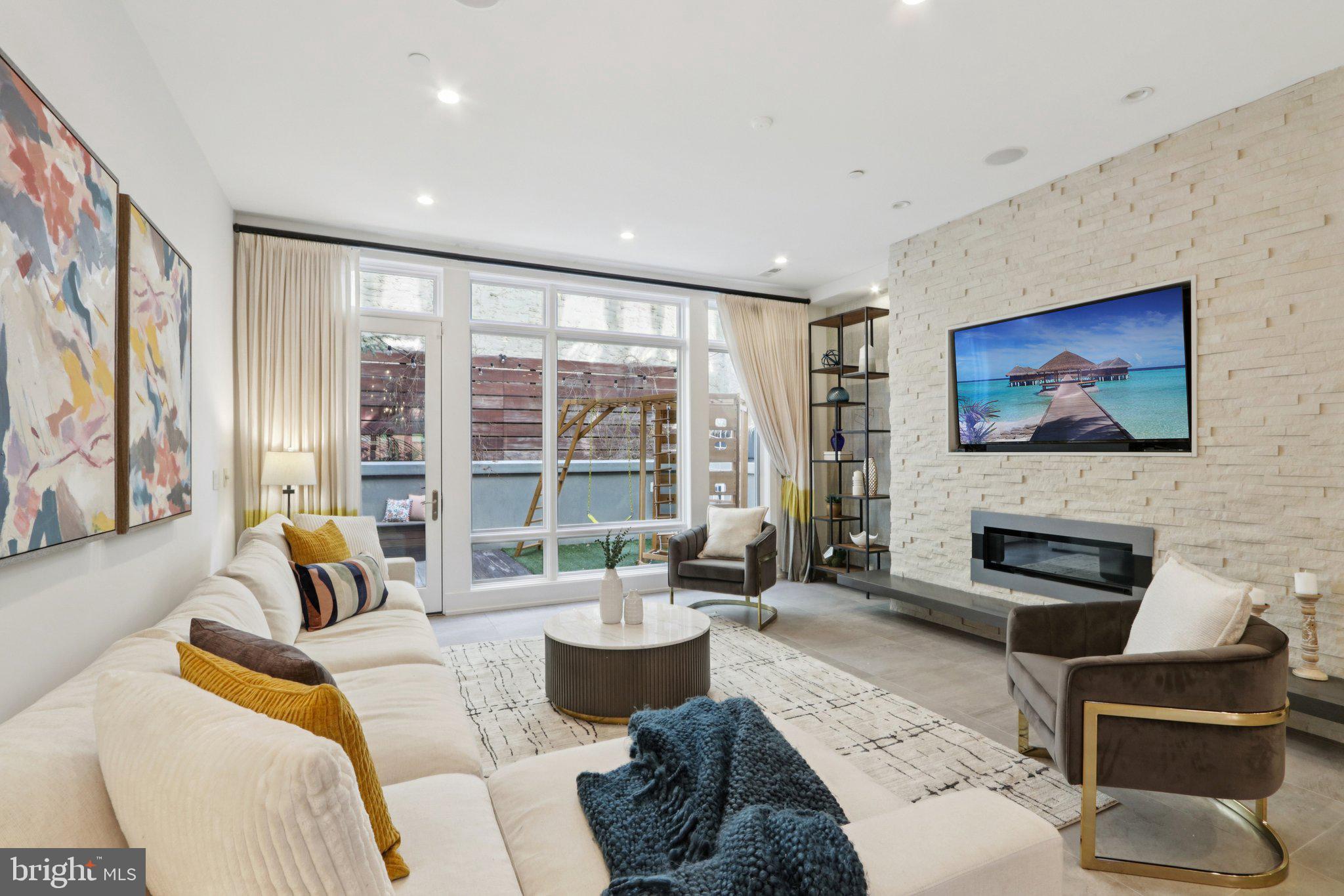 RITTENHOUSE SQUARE - Residential