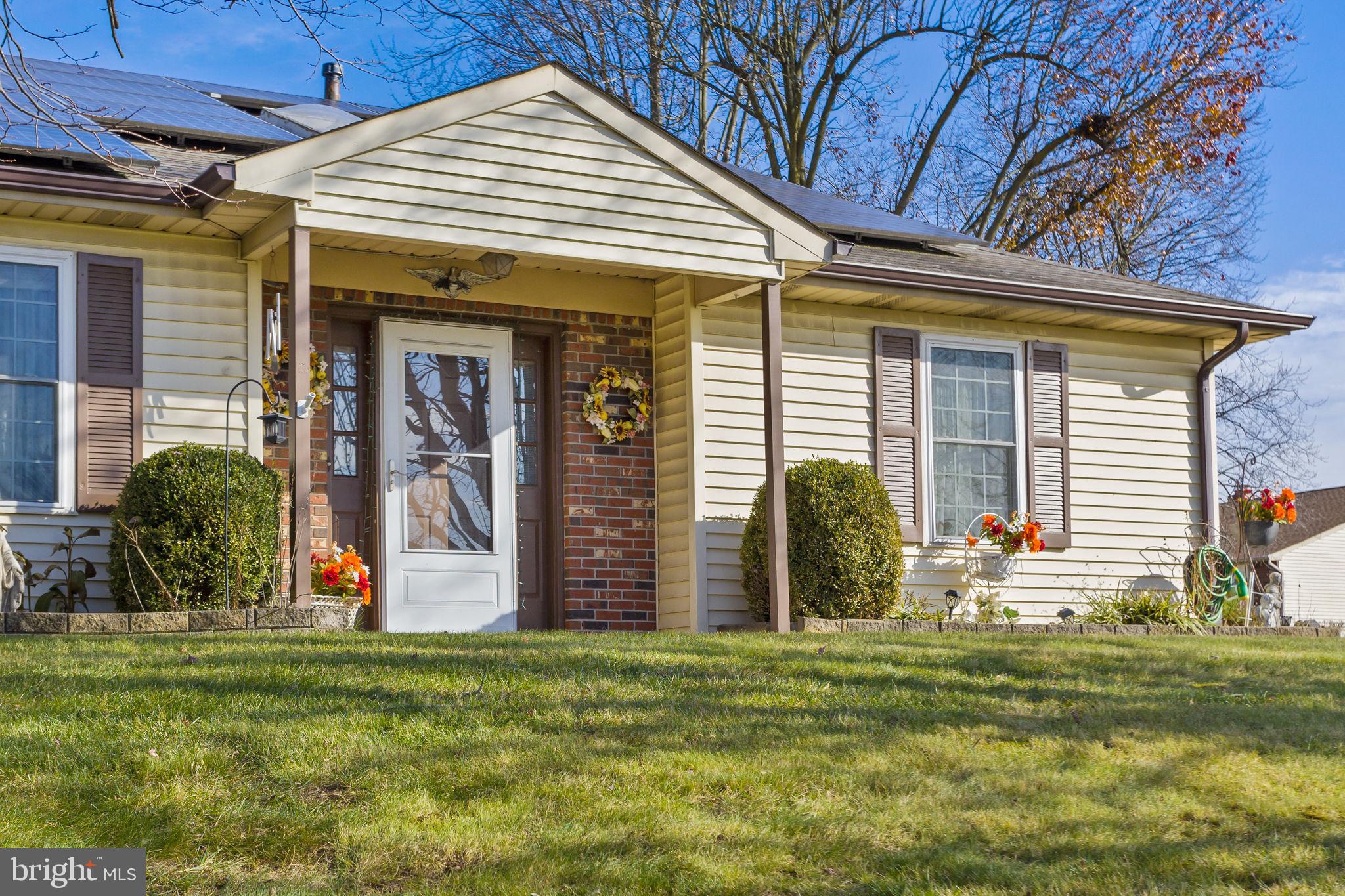 102 CARRIAGE HILL COURT