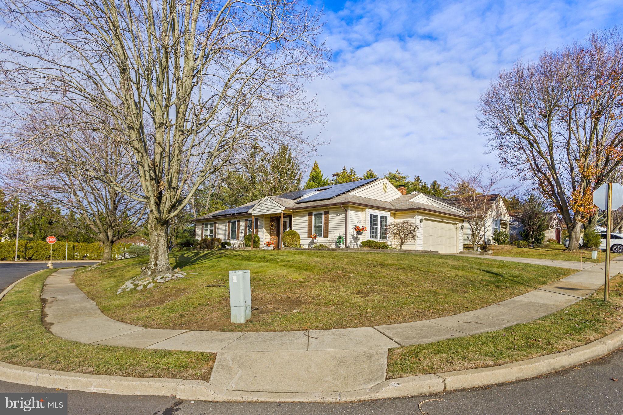 102 CARRIAGE HILL COURT