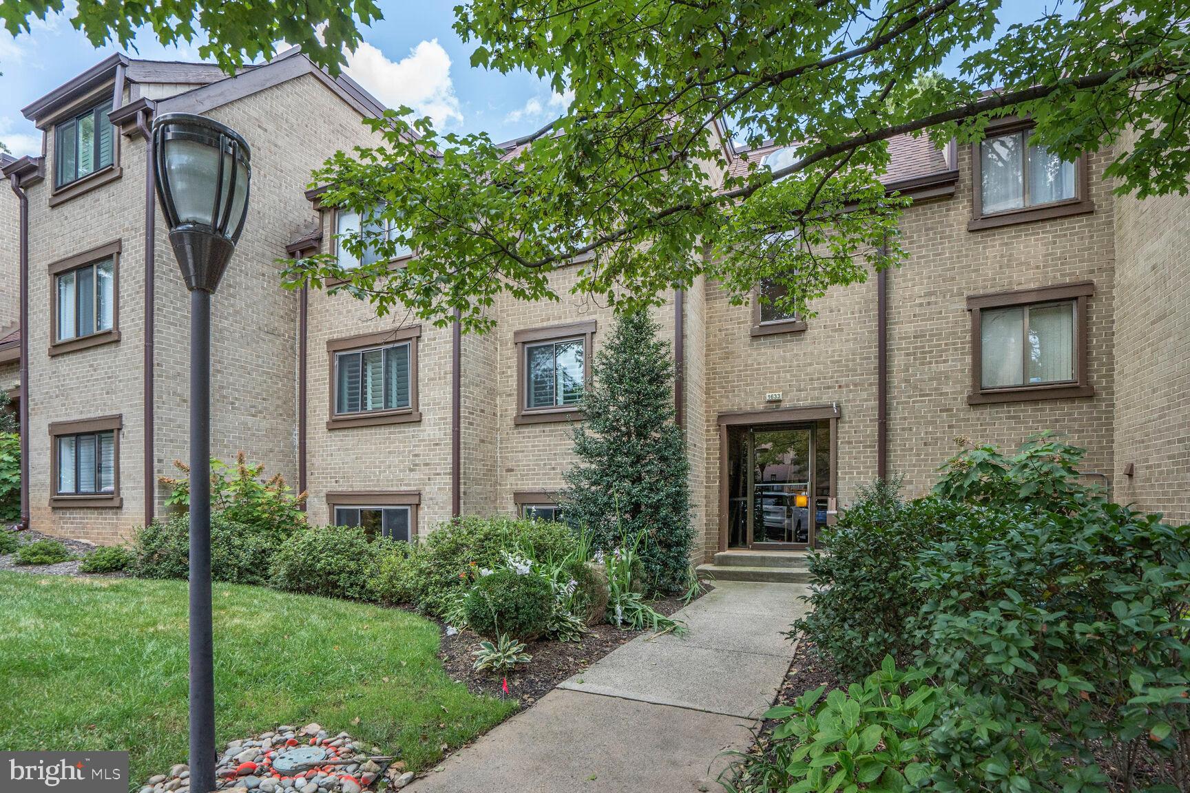 1633 PARKCREST CIRCLE 100
