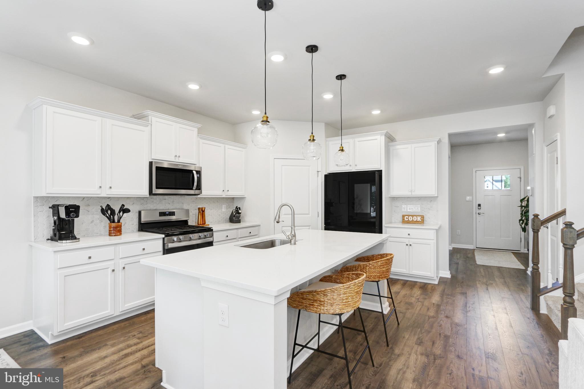 HARBOR PINES - Residential