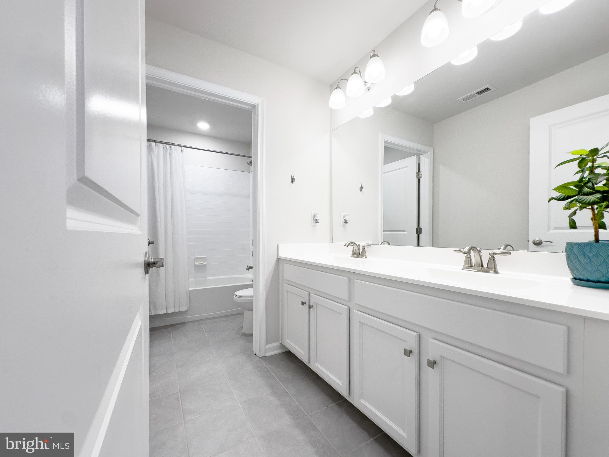 HARBOR PINES - Residential