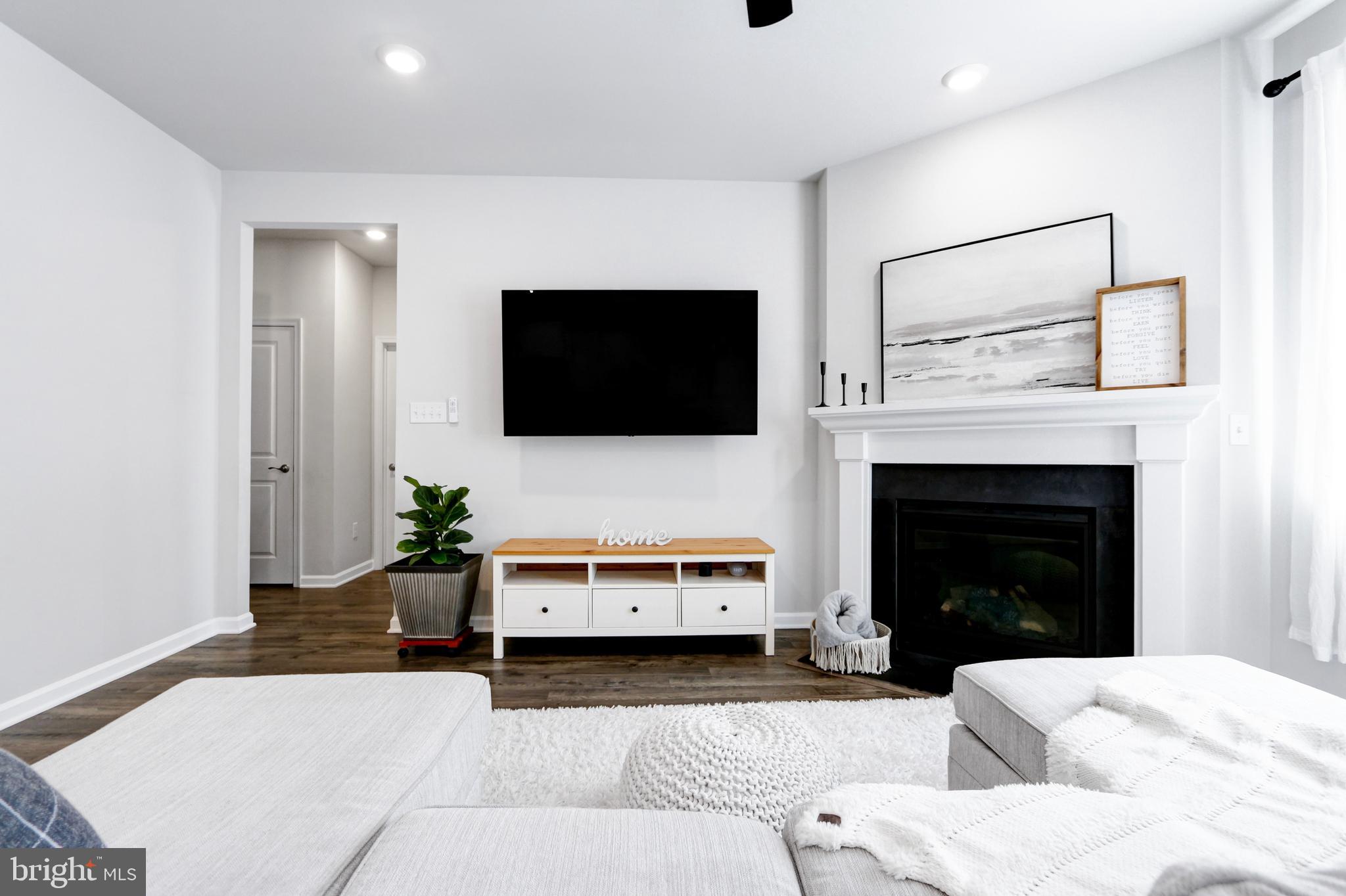 HARBOR PINES - Residential