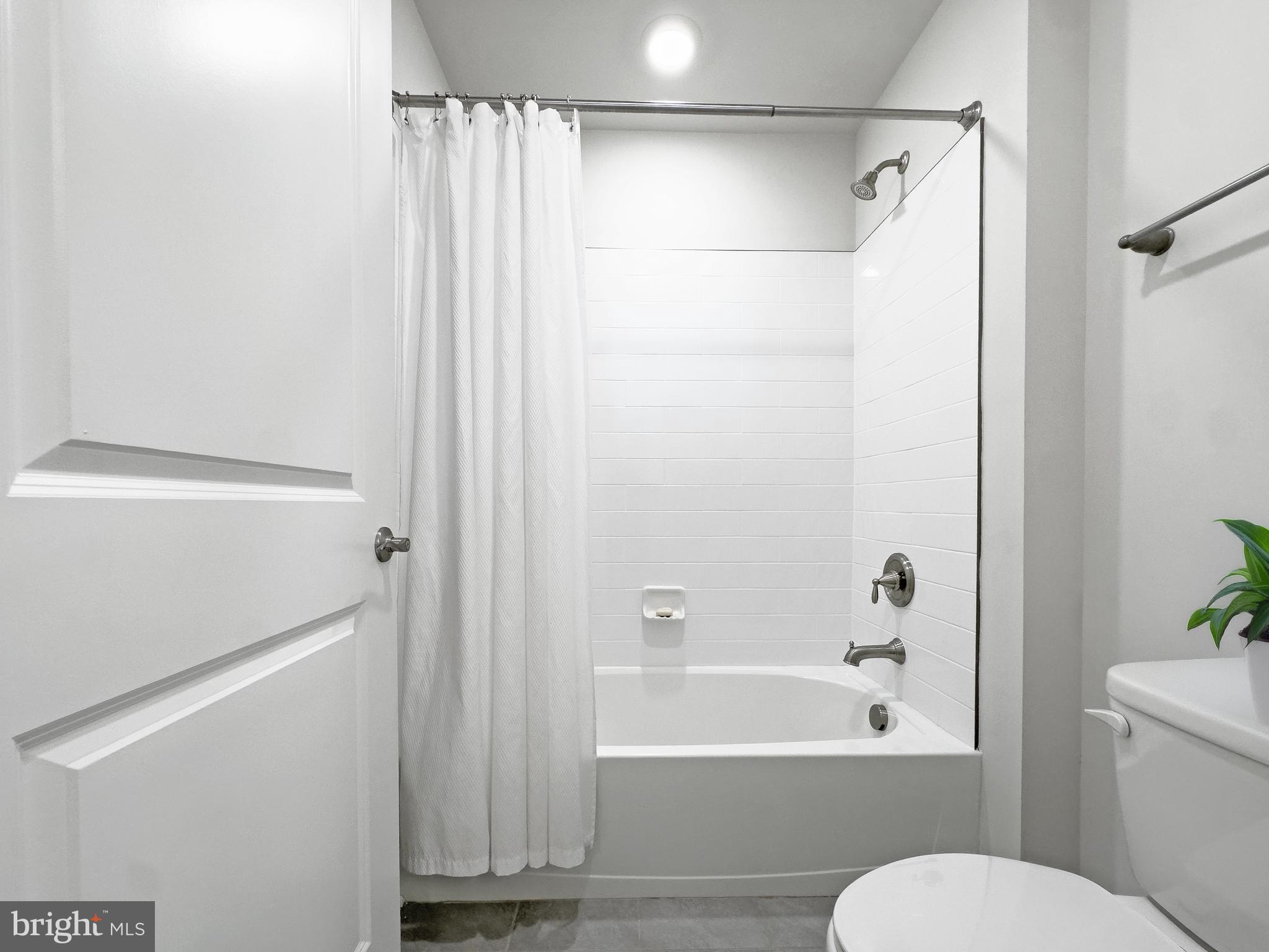 HARBOR PINES - Residential