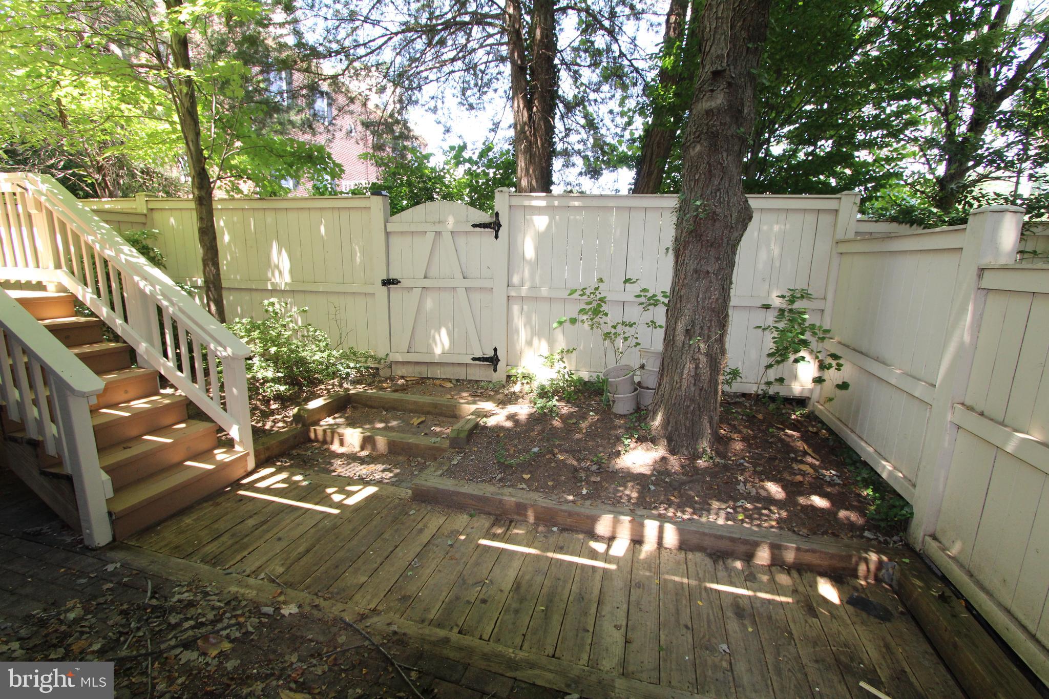 CHANCERY SQUARE - Residential Lease