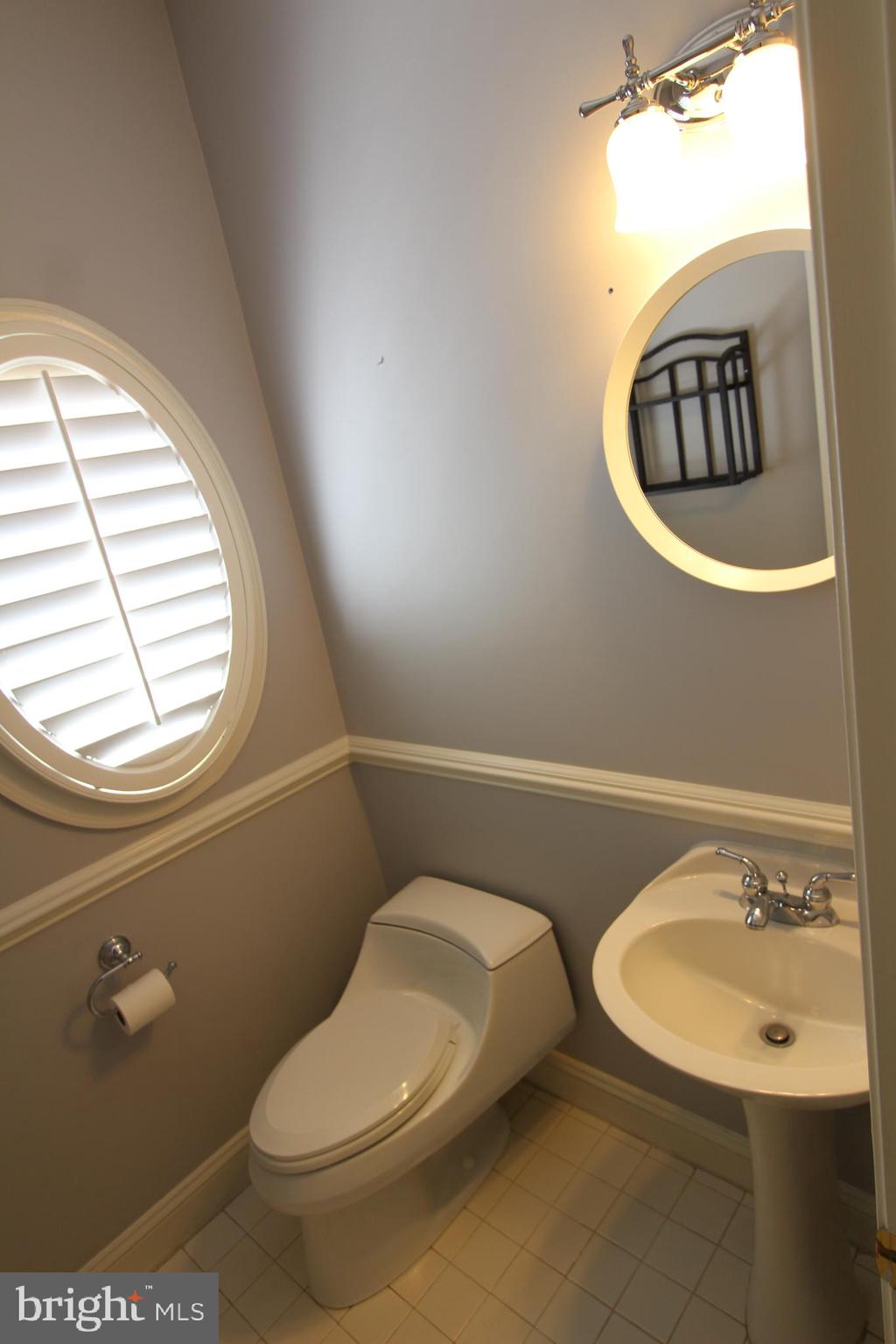 CHANCERY SQUARE - Residential Lease