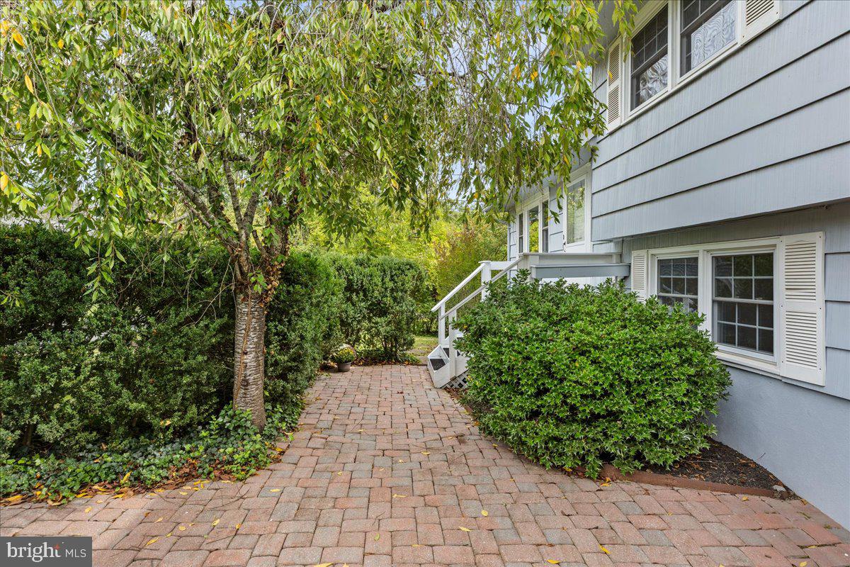 23 RANDALL ROAD