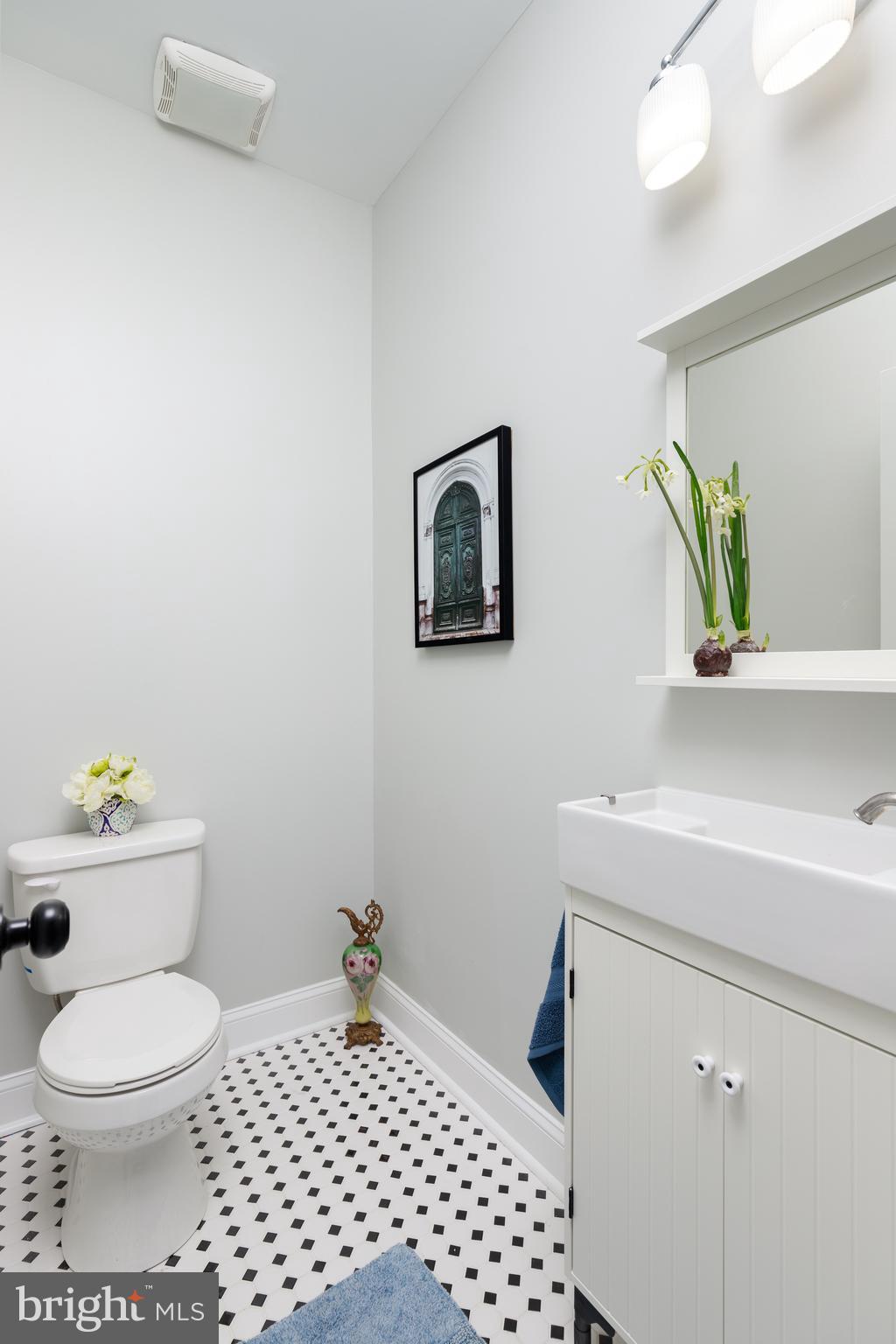 LAKE WALKER - Residential