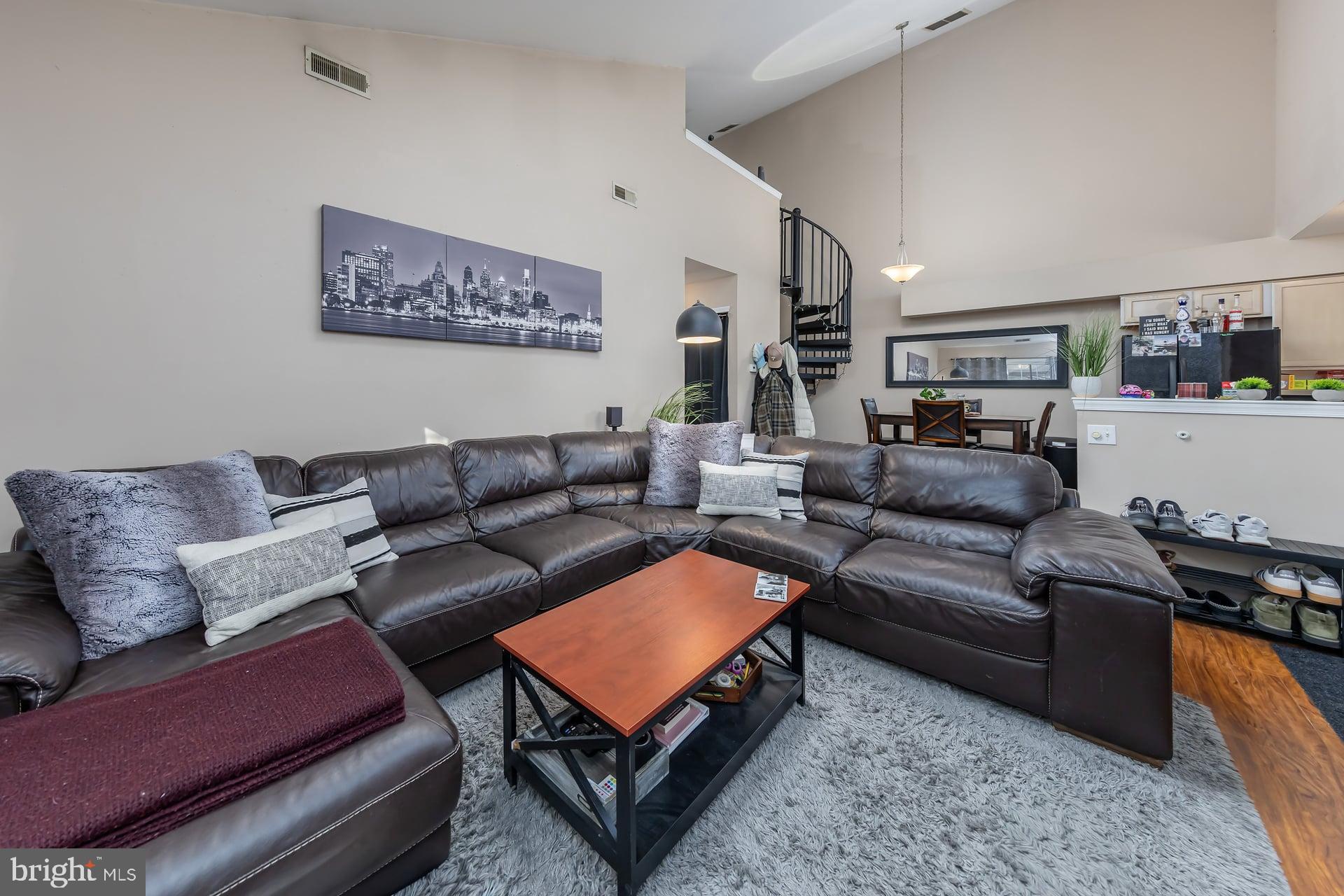 1147 TRISTRAM CIRCLE