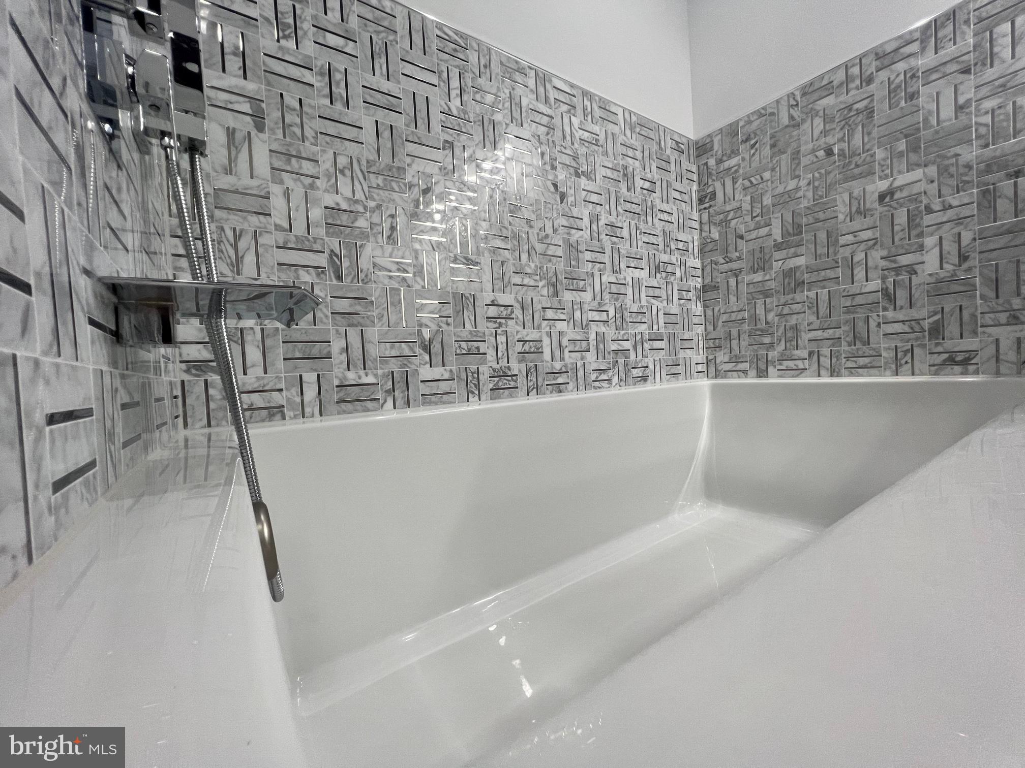 GWYNN OAK - Residential