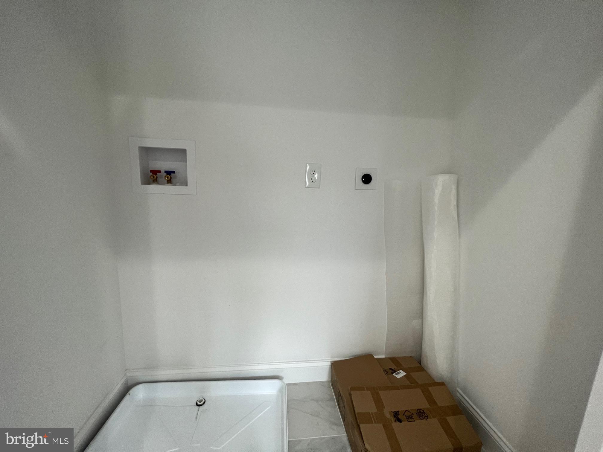 GWYNN OAK - Residential