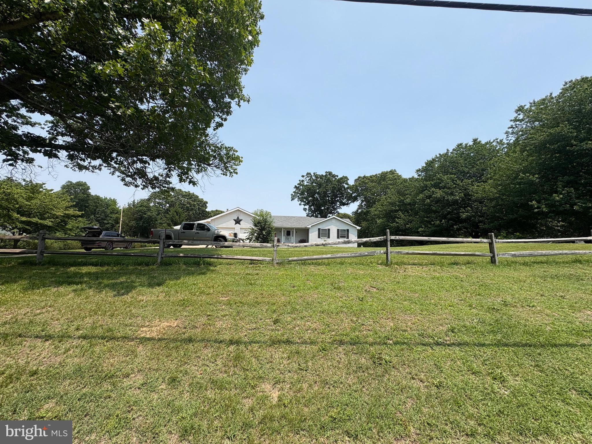 77 VALENTINE ROAD