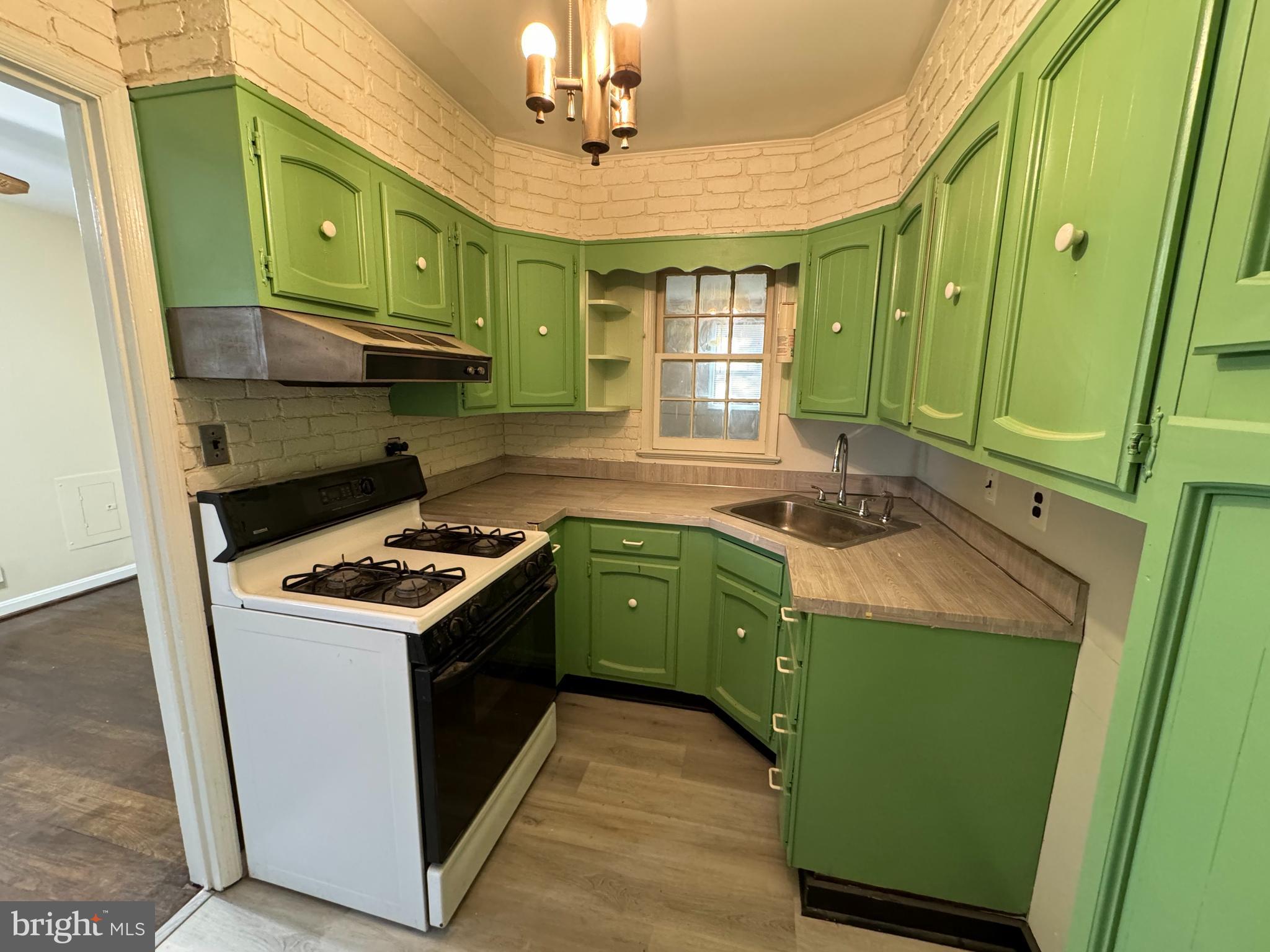 PARKLAWN - Residential