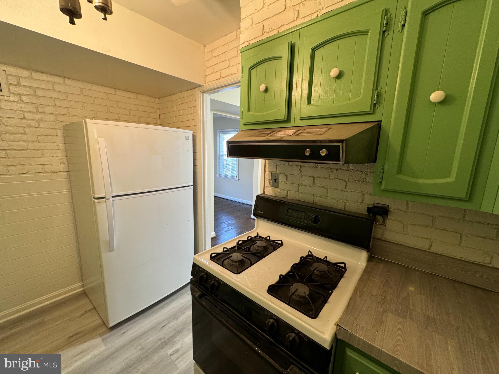 PARKLAWN - Residential