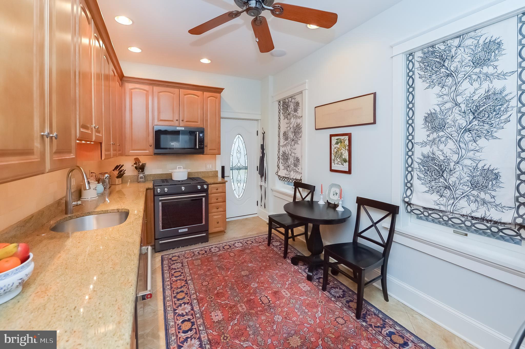 FAIRMOUNT - Residential