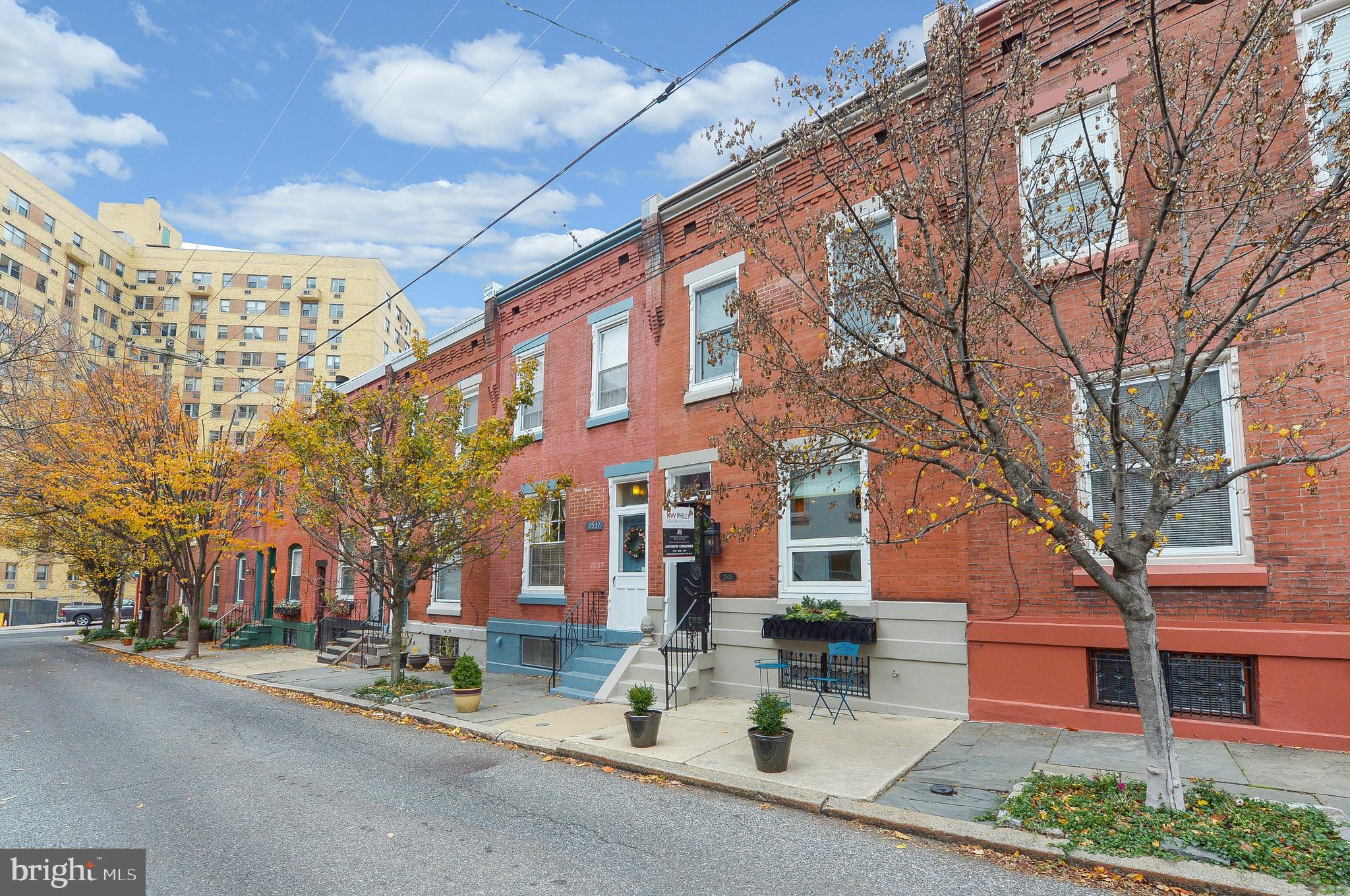 FAIRMOUNT - Residential