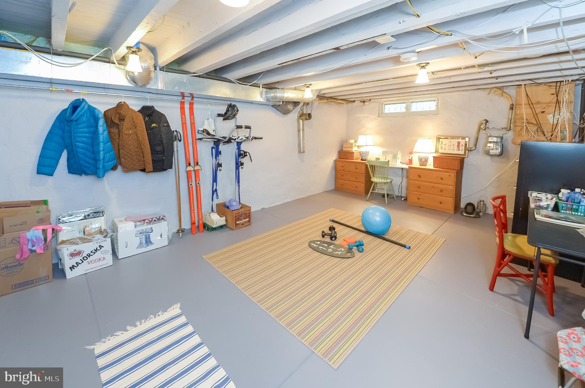 FAIRMOUNT - Residential