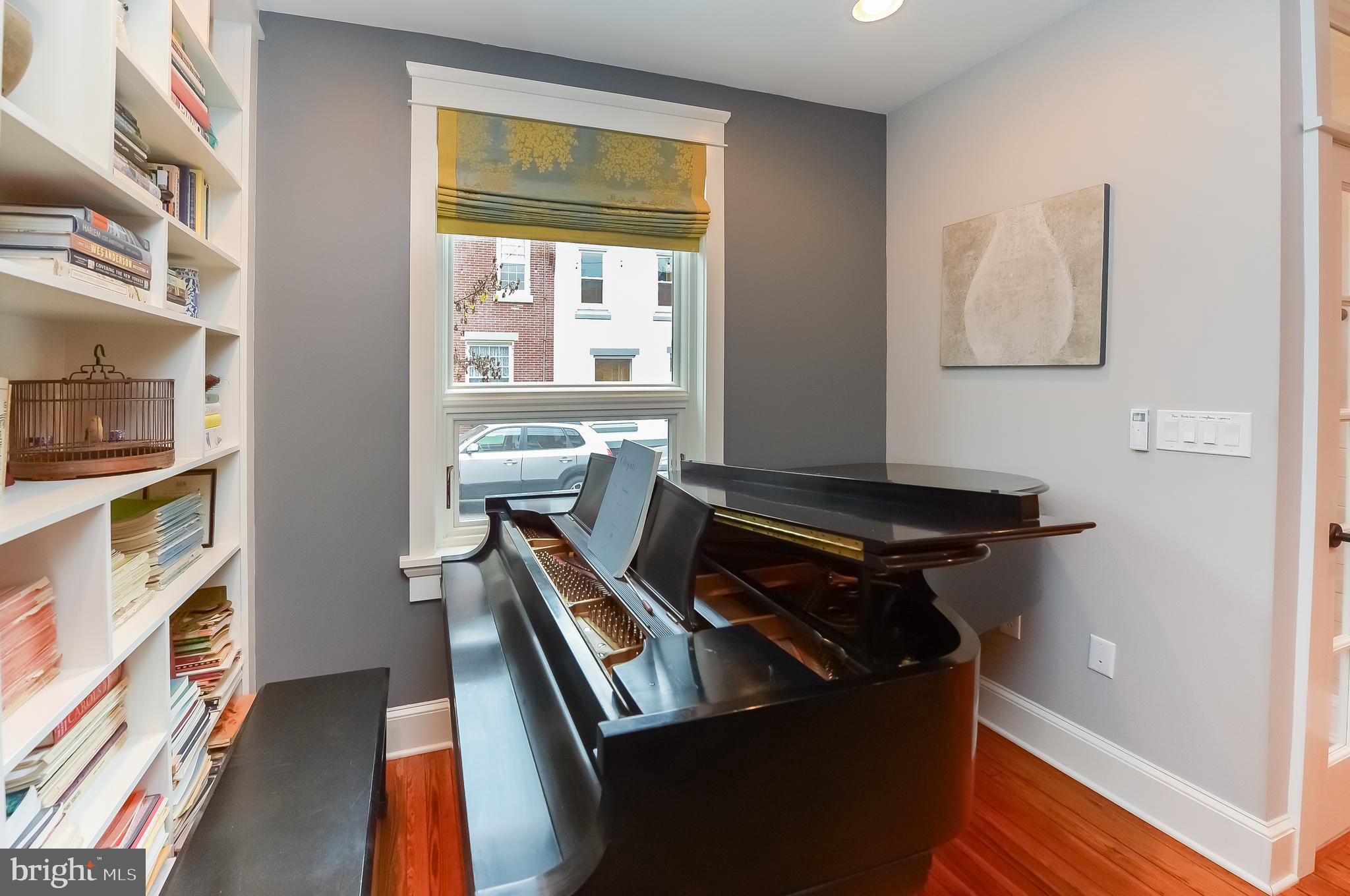 FAIRMOUNT - Residential