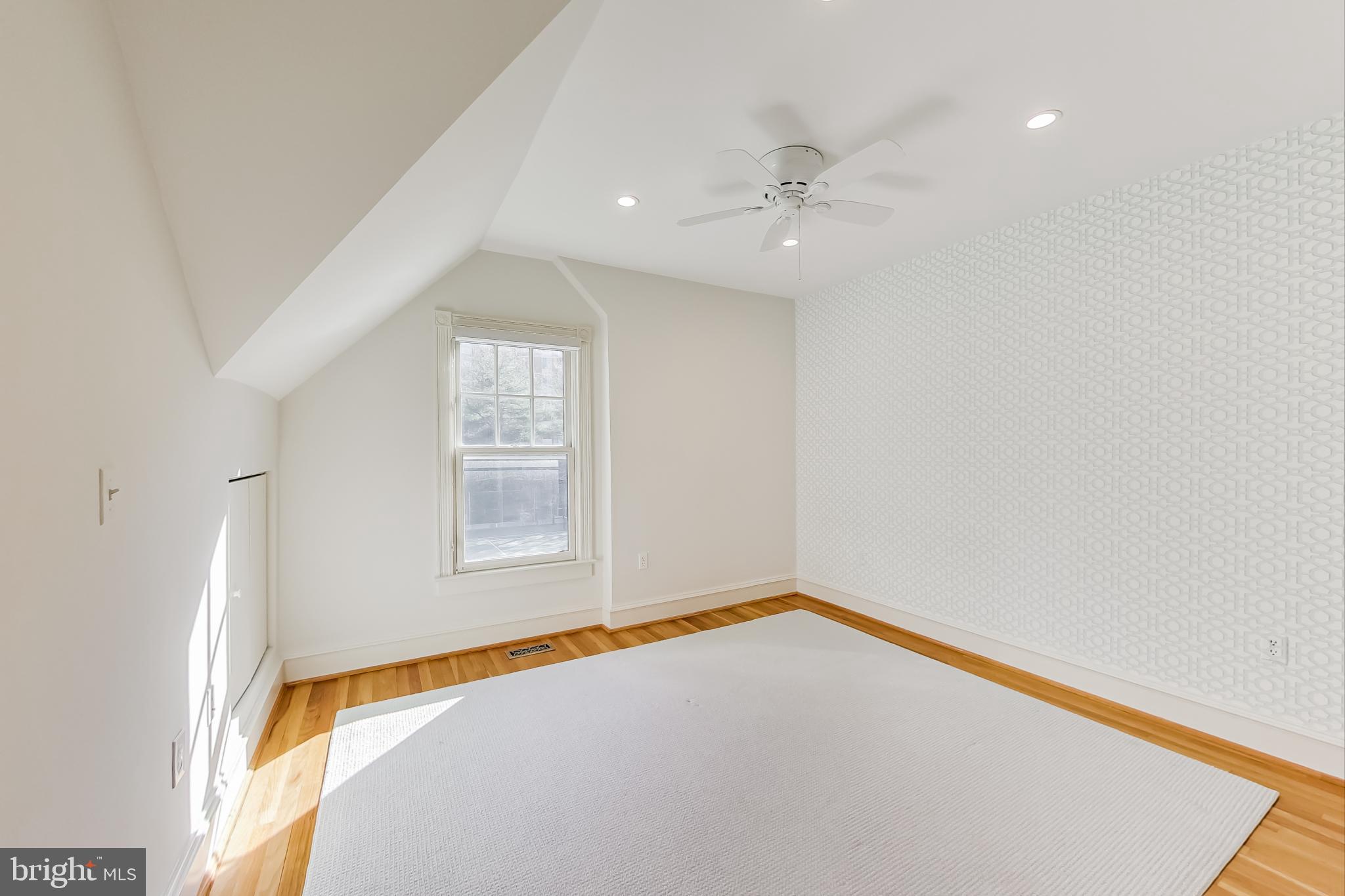 EDGEMOOR - Residential