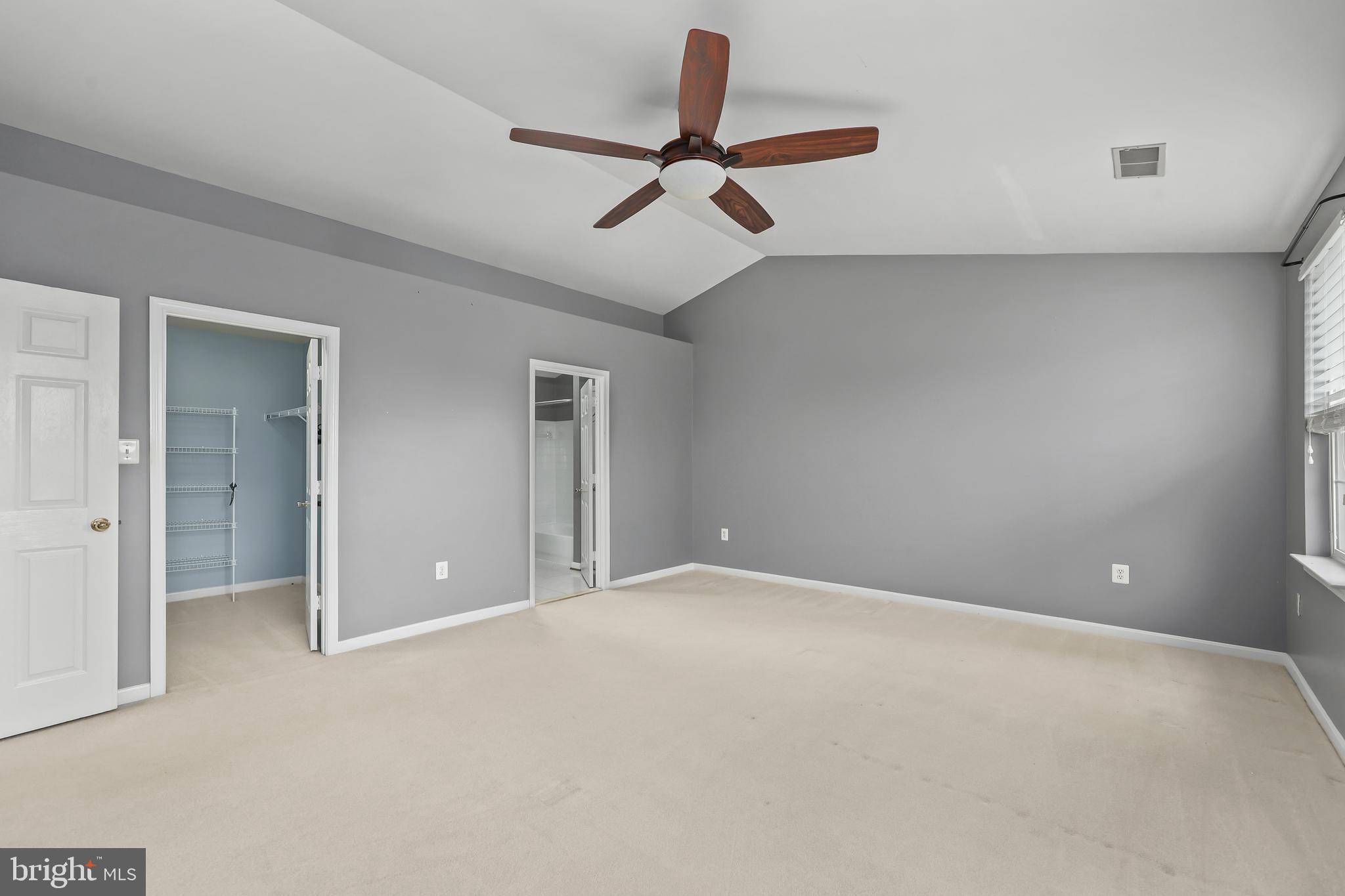 BLOOMS CROSSING - Residential