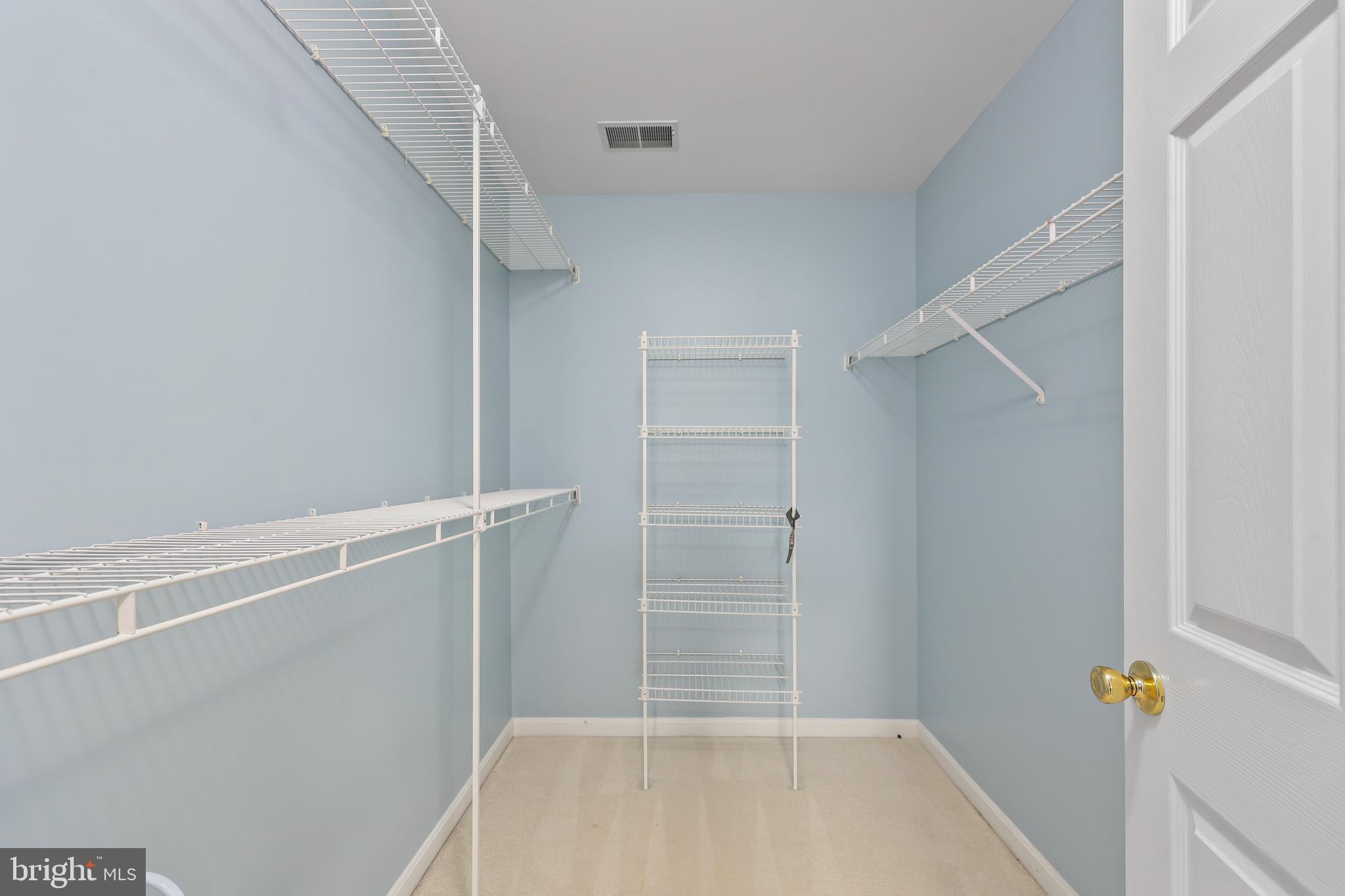 BLOOMS CROSSING - Residential