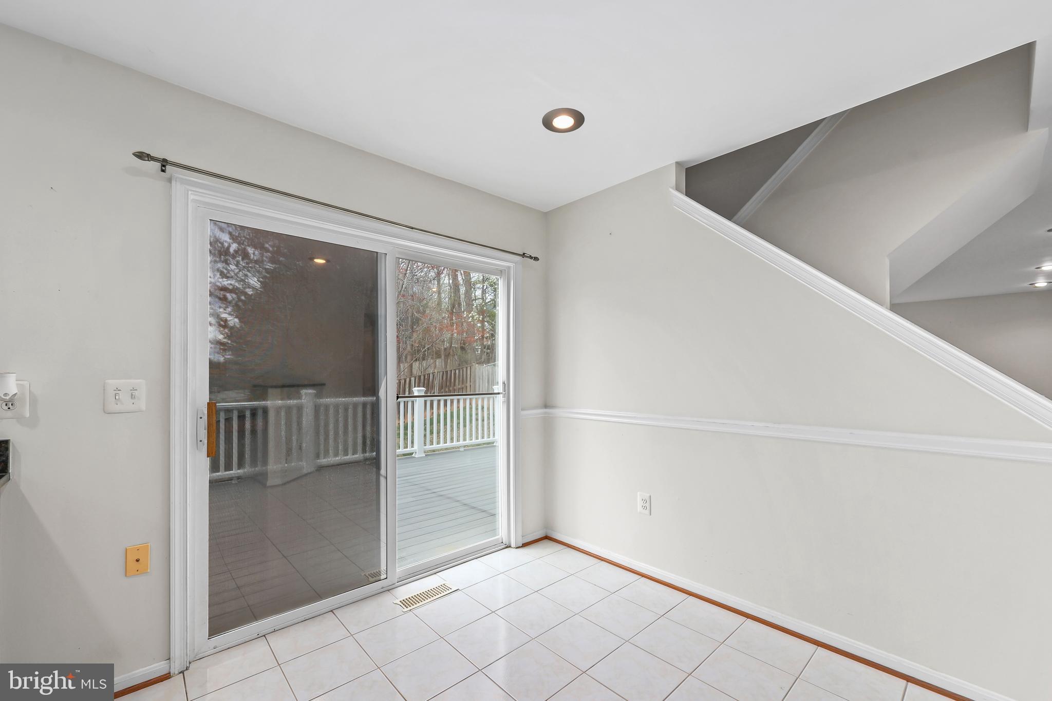 BLOOMS CROSSING - Residential