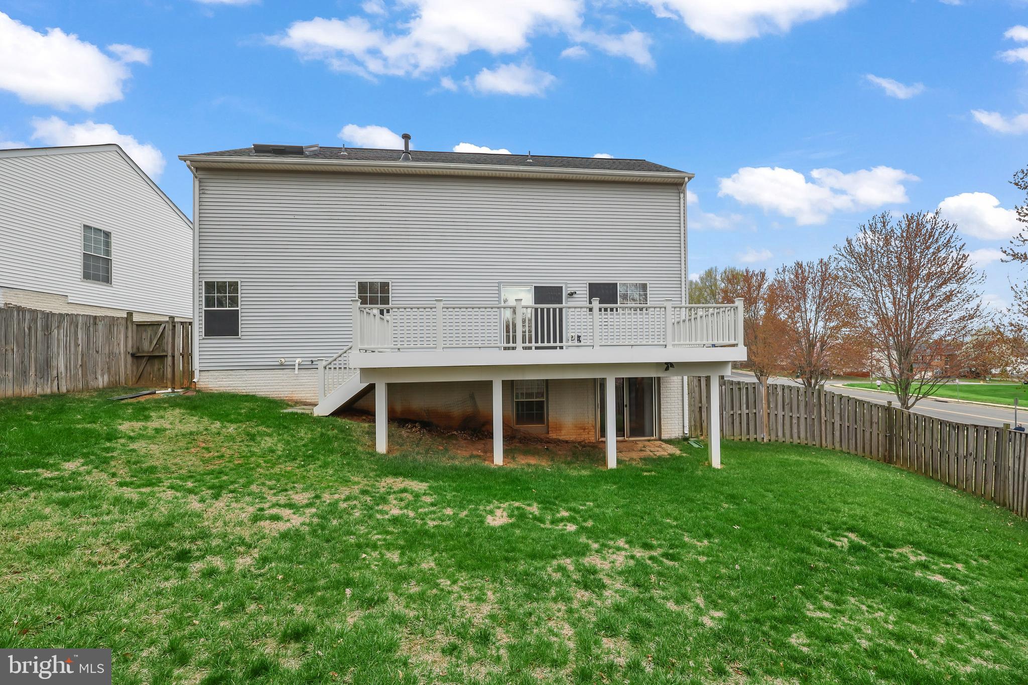 BLOOMS CROSSING - Residential