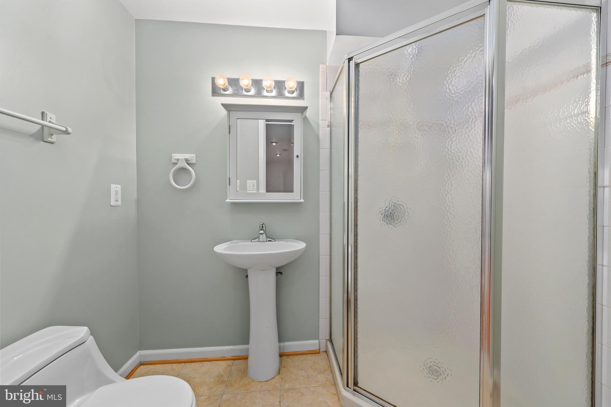 BLOOMS CROSSING - Residential