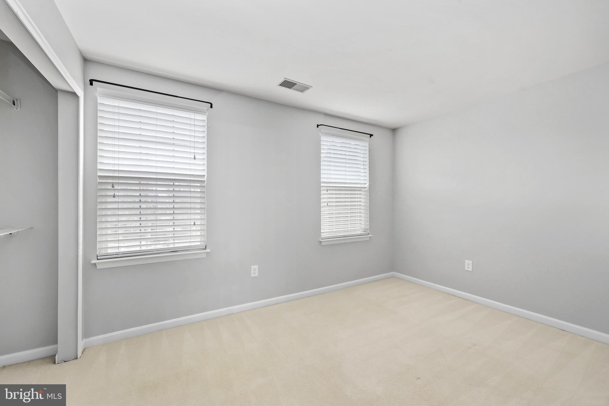 BLOOMS CROSSING - Residential