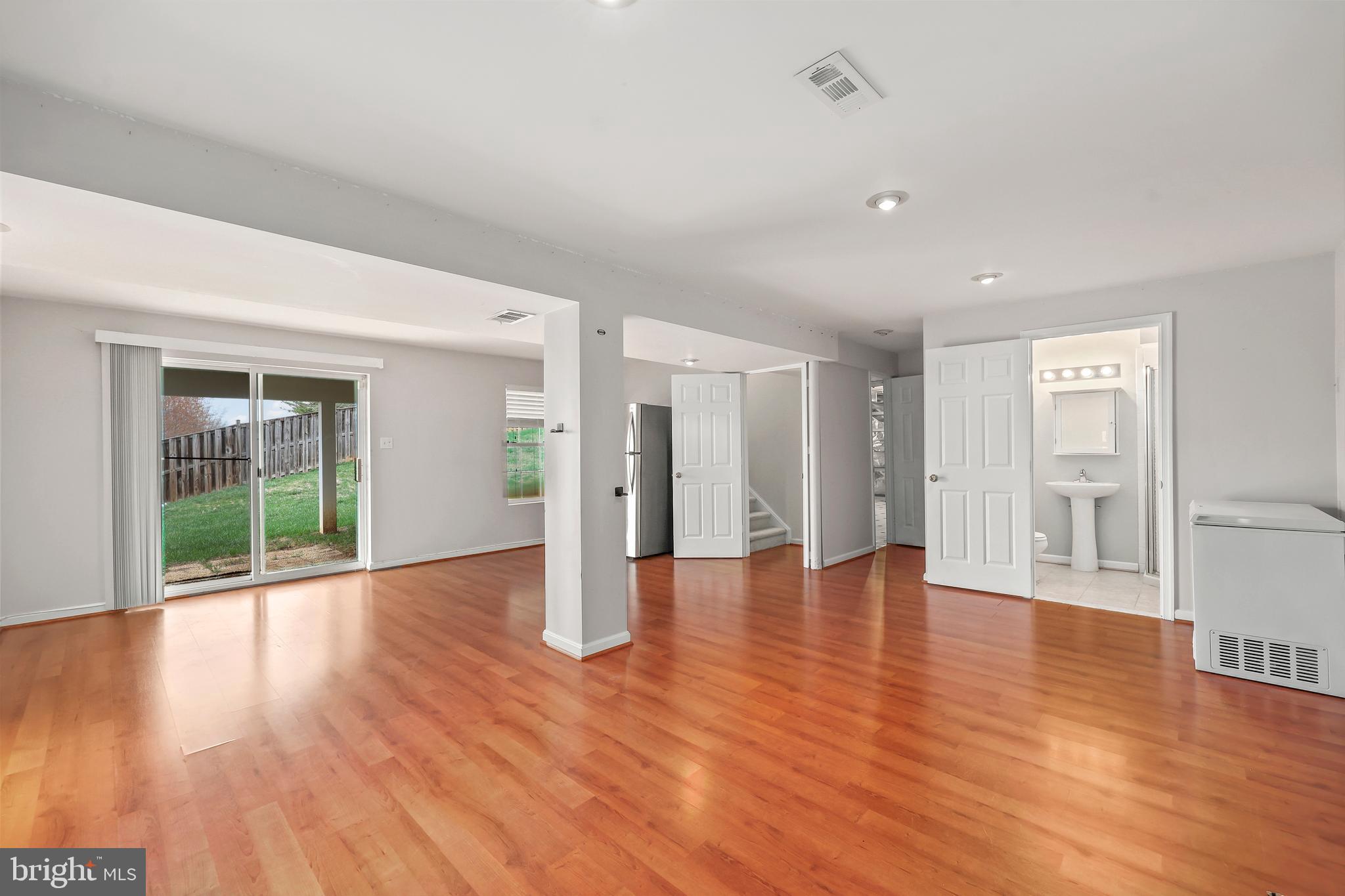 BLOOMS CROSSING - Residential