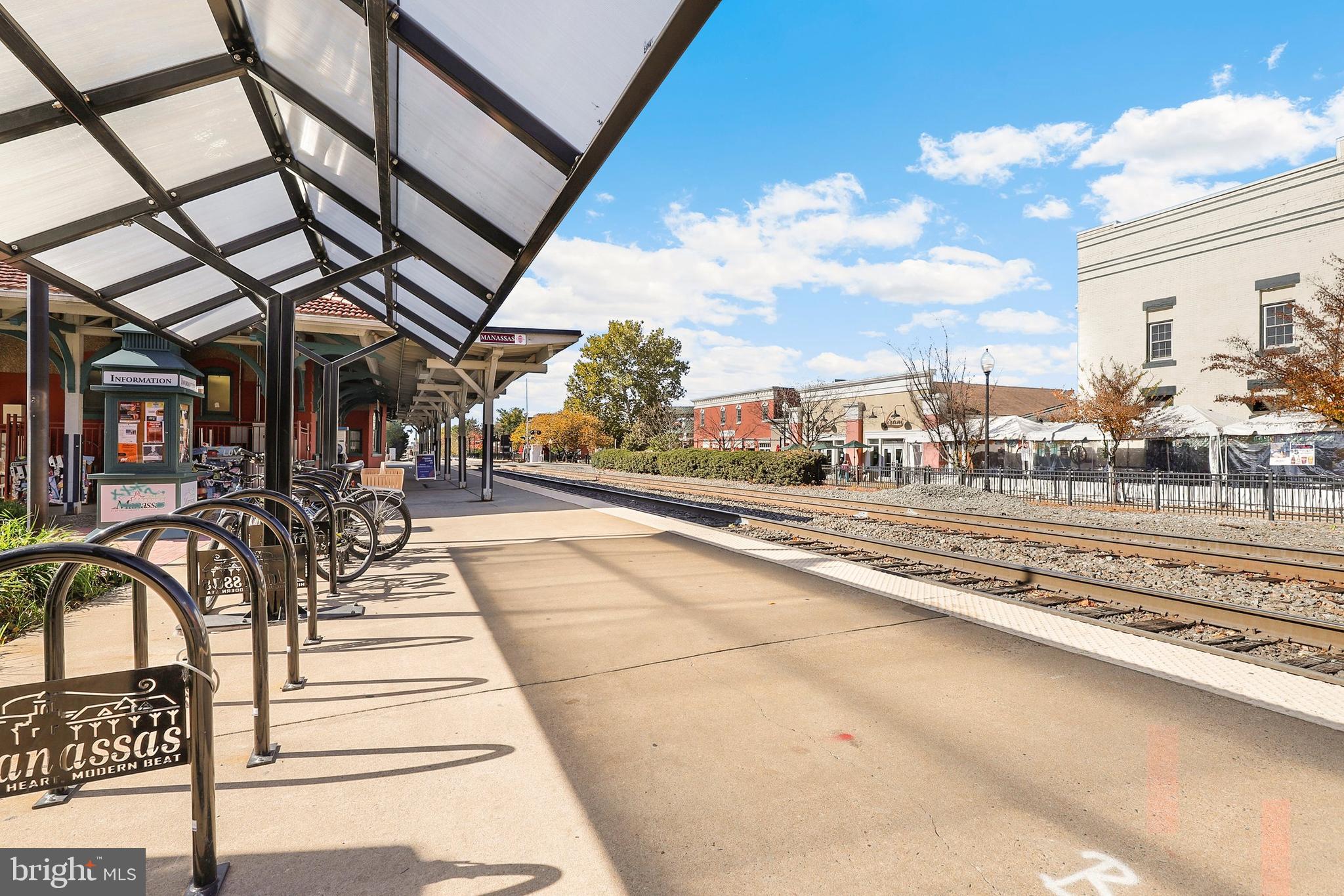 BLOOMS CROSSING - Residential