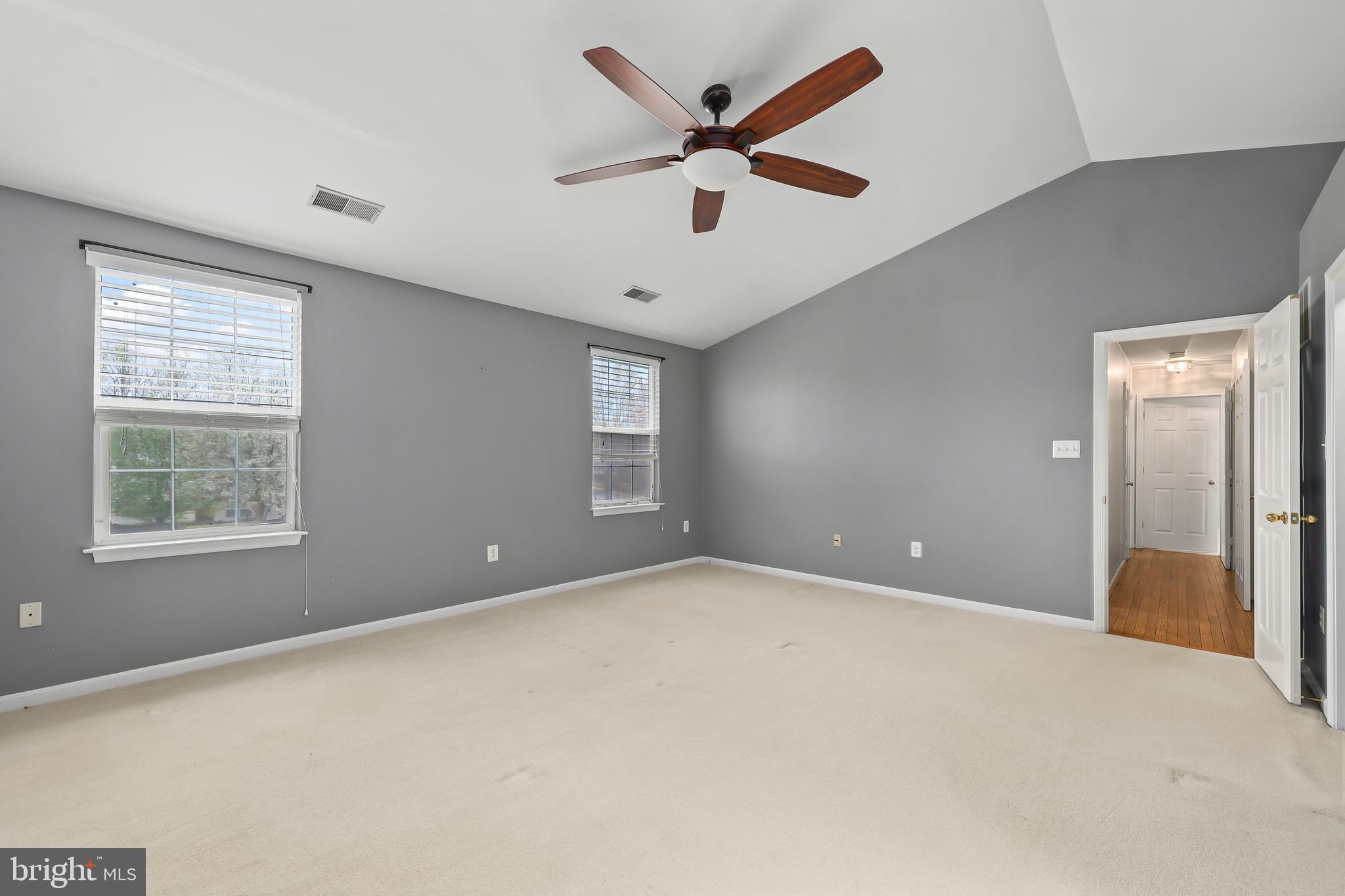 BLOOMS CROSSING - Residential