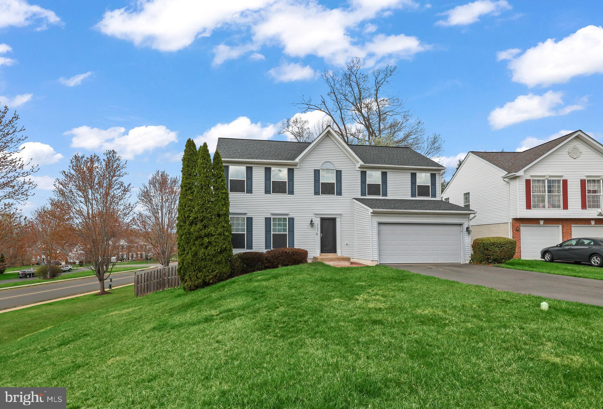 BLOOMS CROSSING - Residential