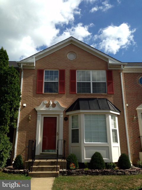 Townhouse For Rent - 7491 Digby Green<br/> ALEXANDRIA, VA 22315