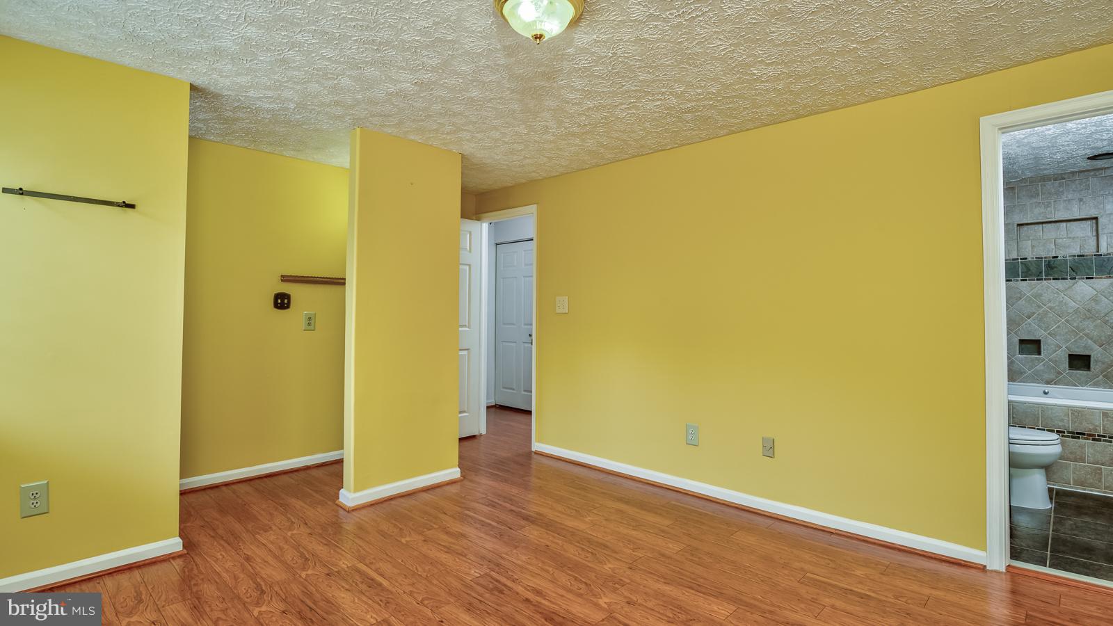 HERITAGE ESTATES - Residential Lease