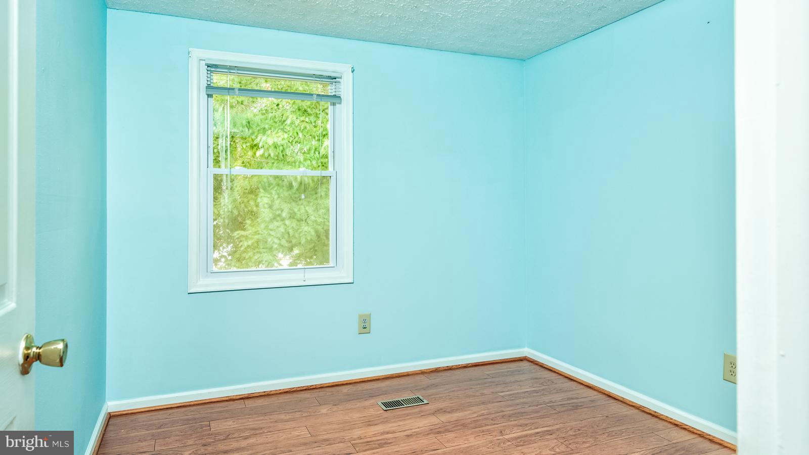 HERITAGE ESTATES - Residential Lease