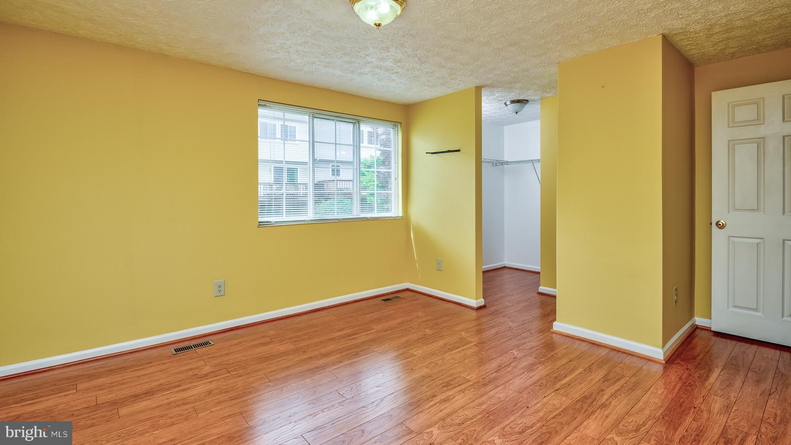 HERITAGE ESTATES - Residential Lease