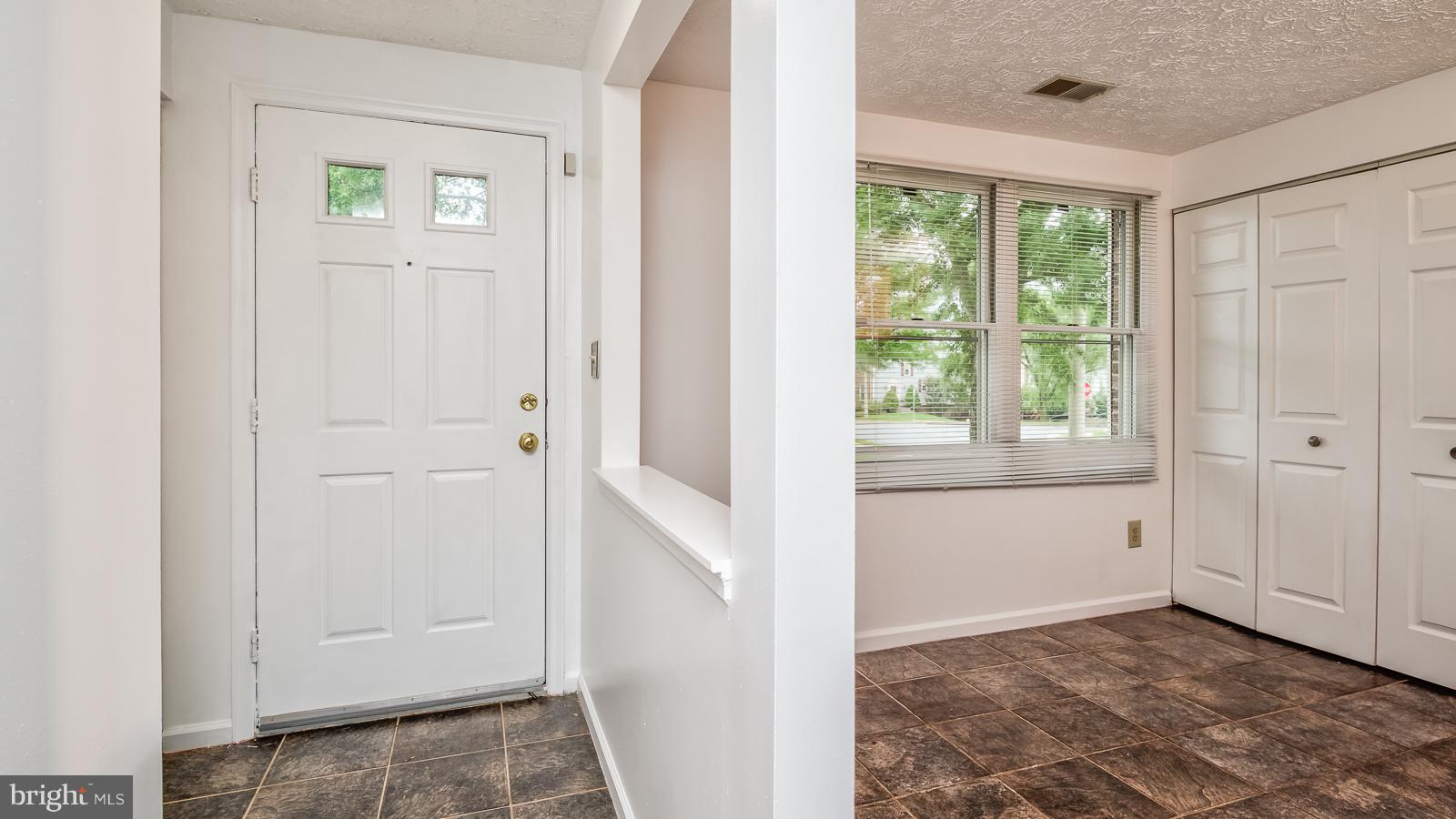 HERITAGE ESTATES - Residential Lease