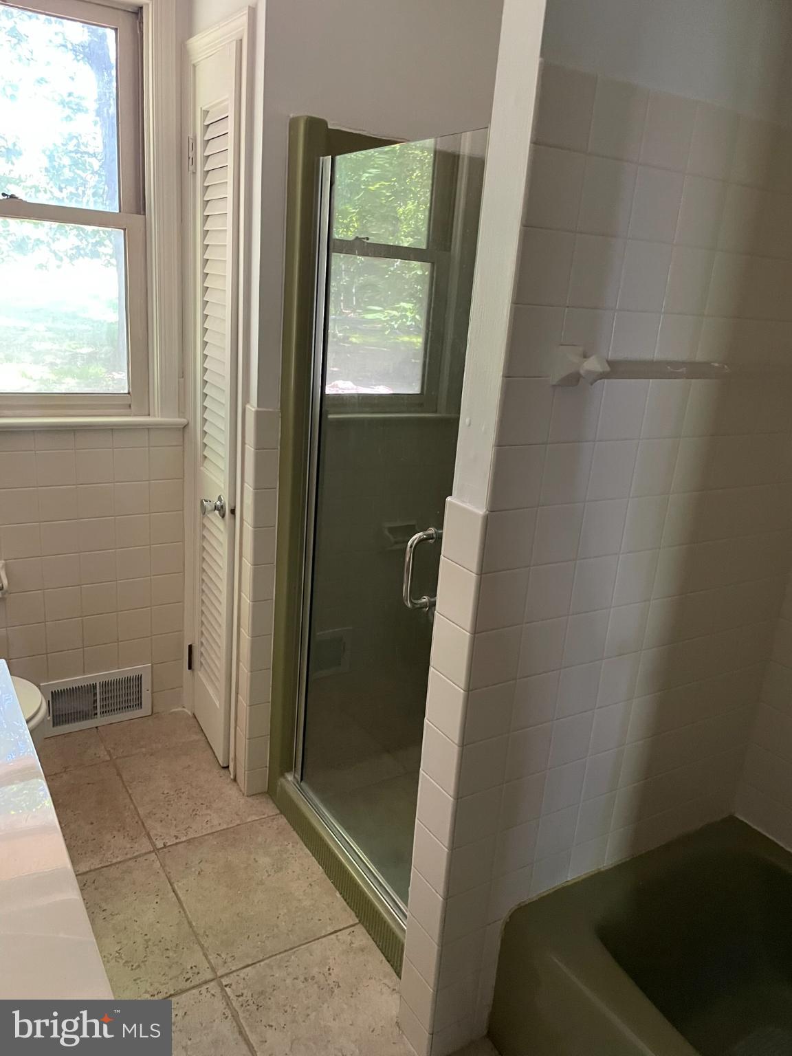 BEDMINSTER - Residential Lease